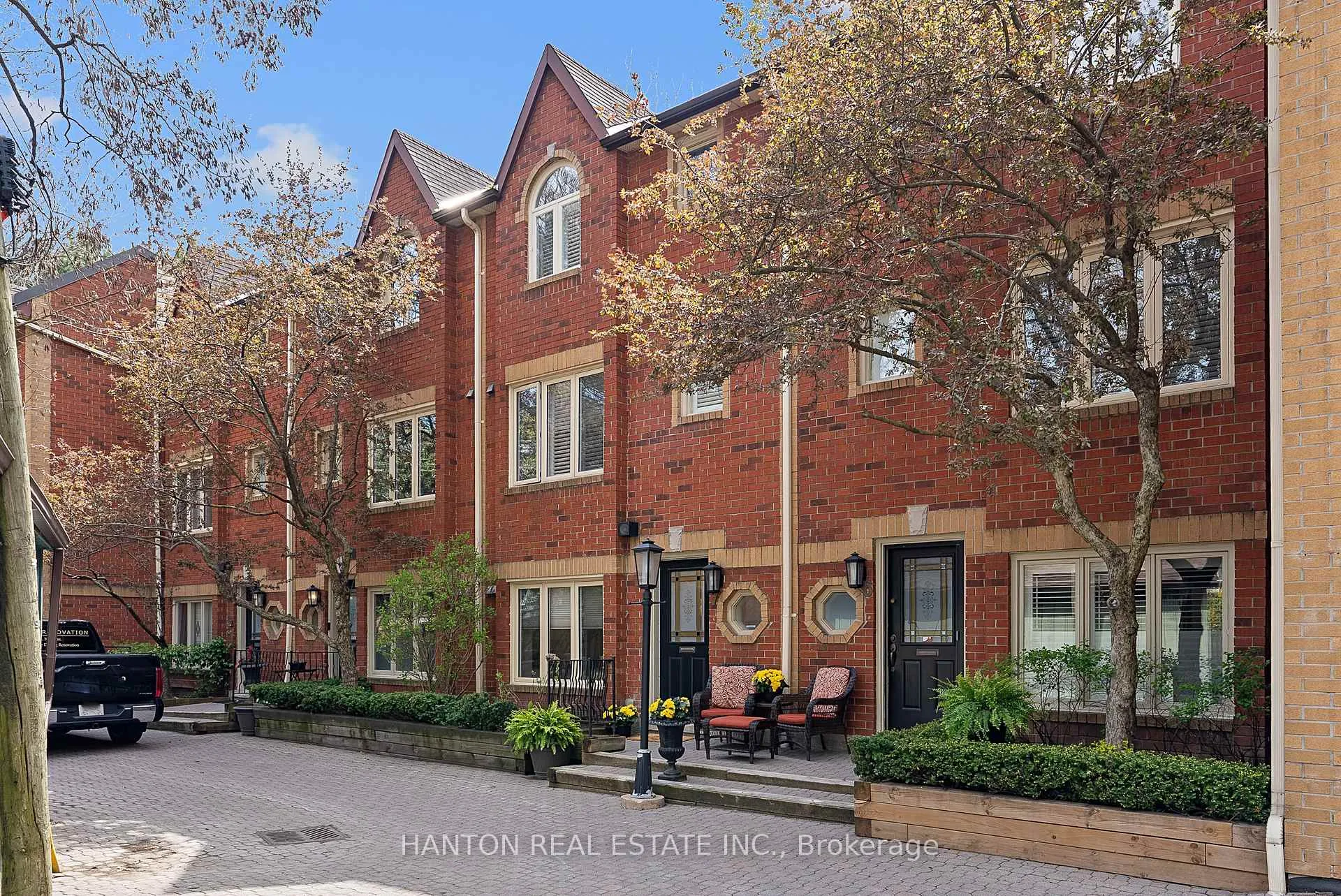 Photo 3 of Unit 7, 18 Doncrest Road, Toronto, Playter Estates-Danforth — HOMEH