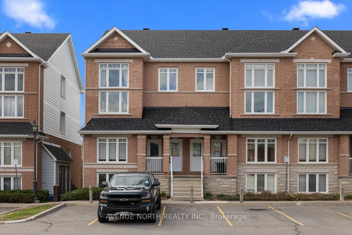 Photo 1 of Unit 25, 220 Tivoli Private, Ottawa, Merivale Industrial Park/Citiplace — HOMEH