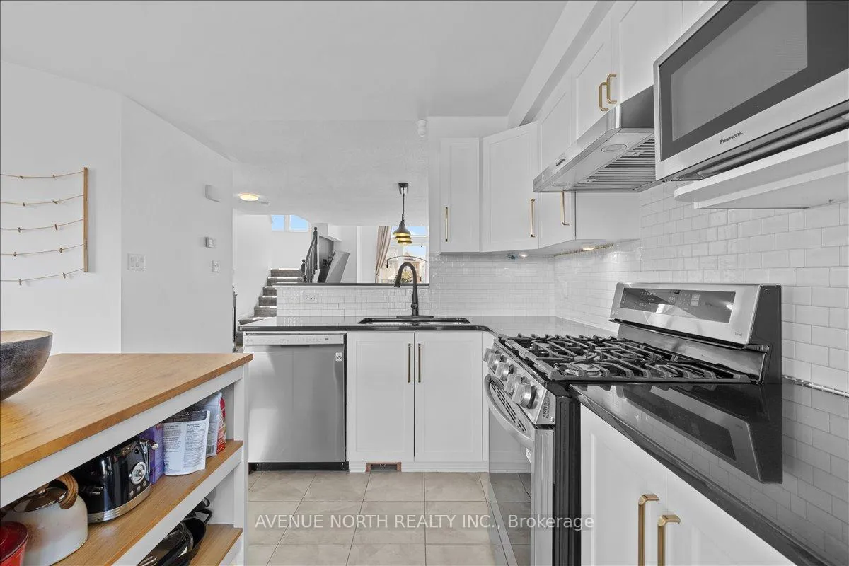 Photo 11 of Unit 25, 220 Tivoli Private, Ottawa, Merivale Industrial Park/Citiplace — HOMEH