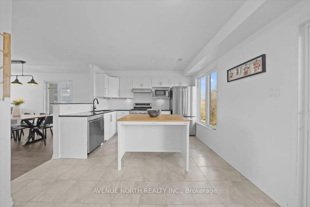 Photo 15 of Unit 25, 220 Tivoli Private, Ottawa, Merivale Industrial Park/Citiplace — HOMEH