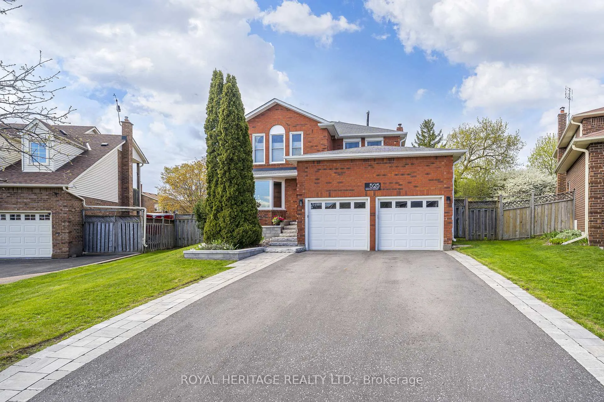 Photo 1 of 525 Sundown Crescent, Pickering, Woodlands — HOMEH