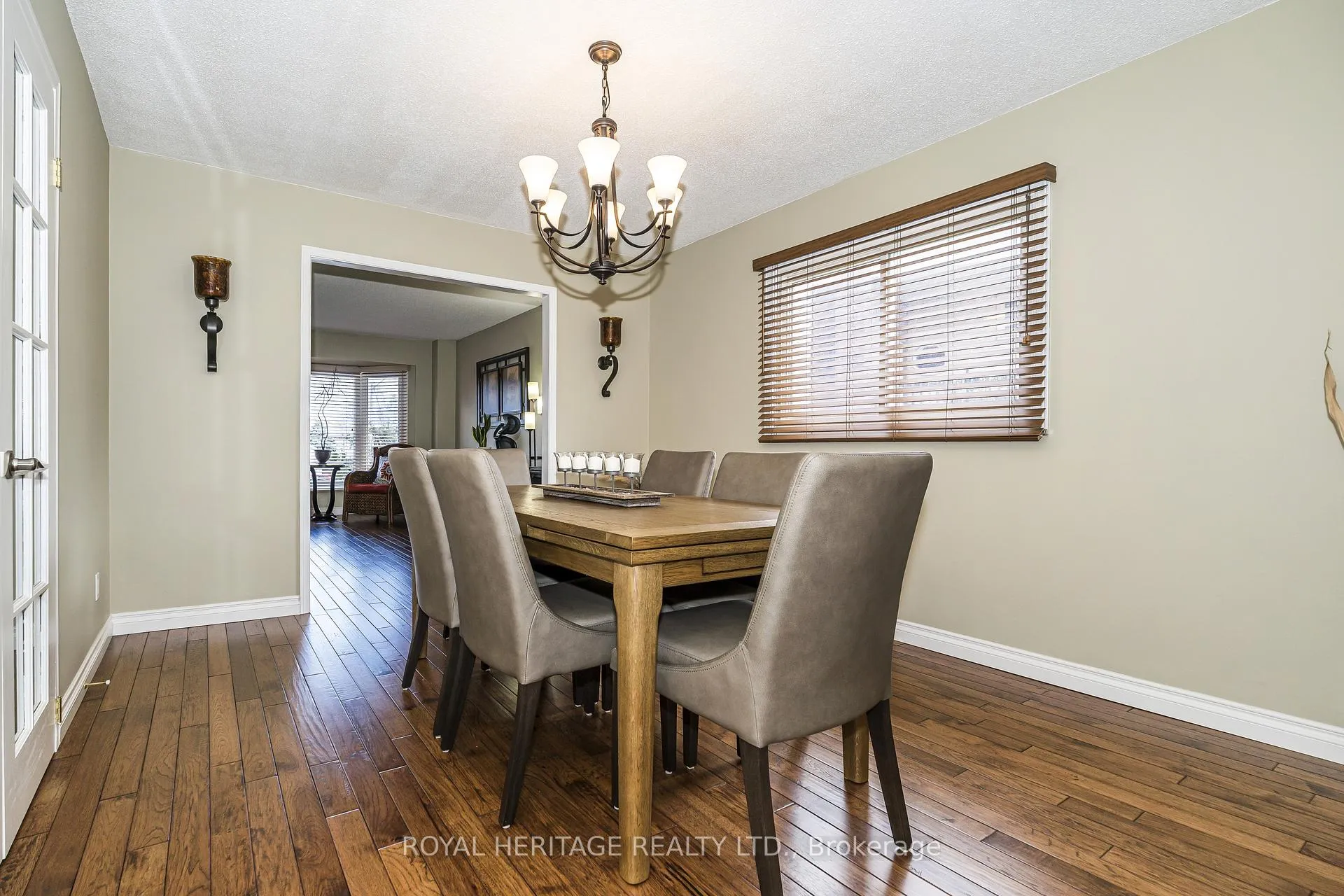 Photo 7 of 525 Sundown Crescent, Pickering, Woodlands — HOMEH