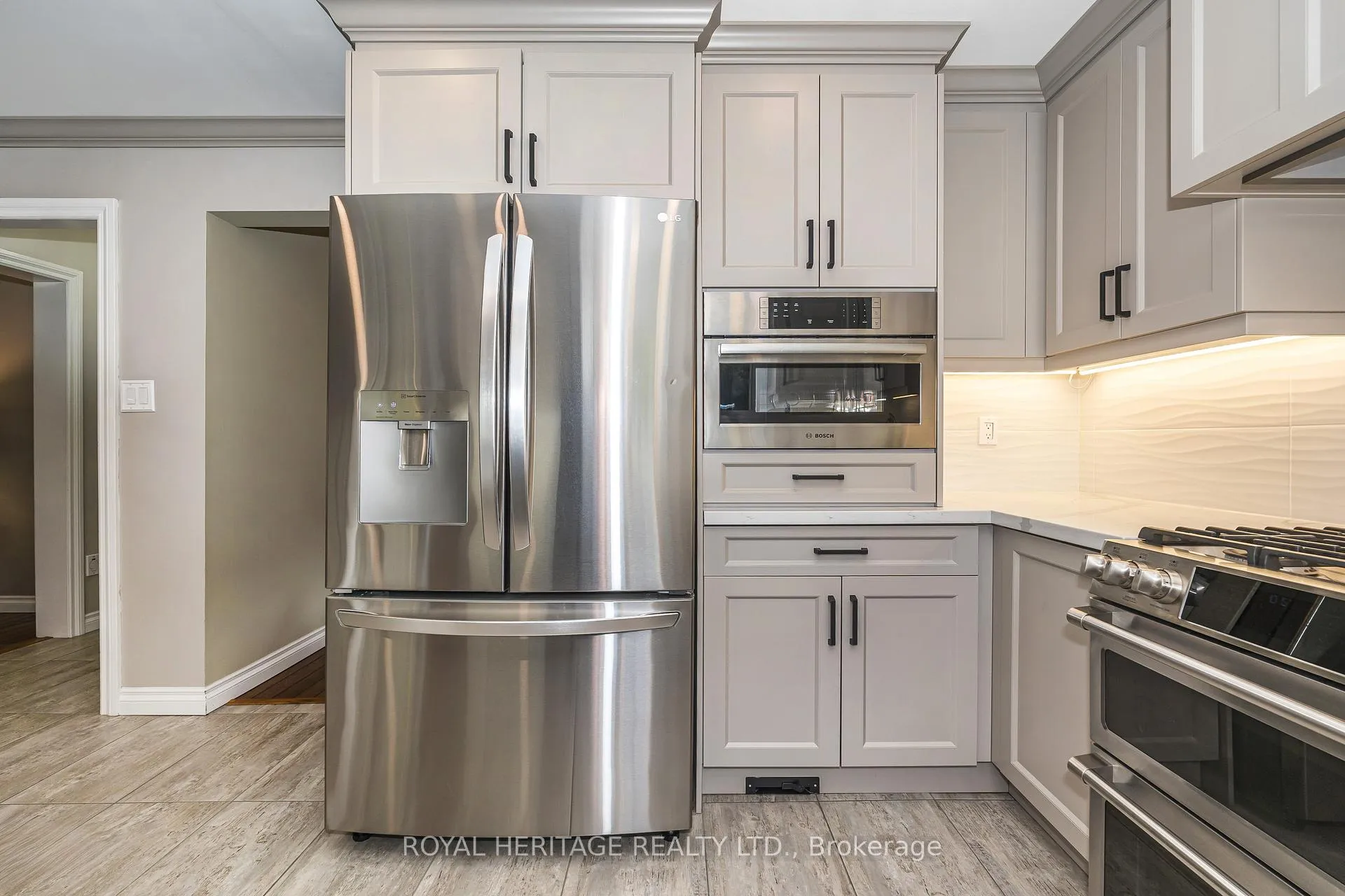 Photo 11 of 525 Sundown Crescent, Pickering, Woodlands — HOMEH