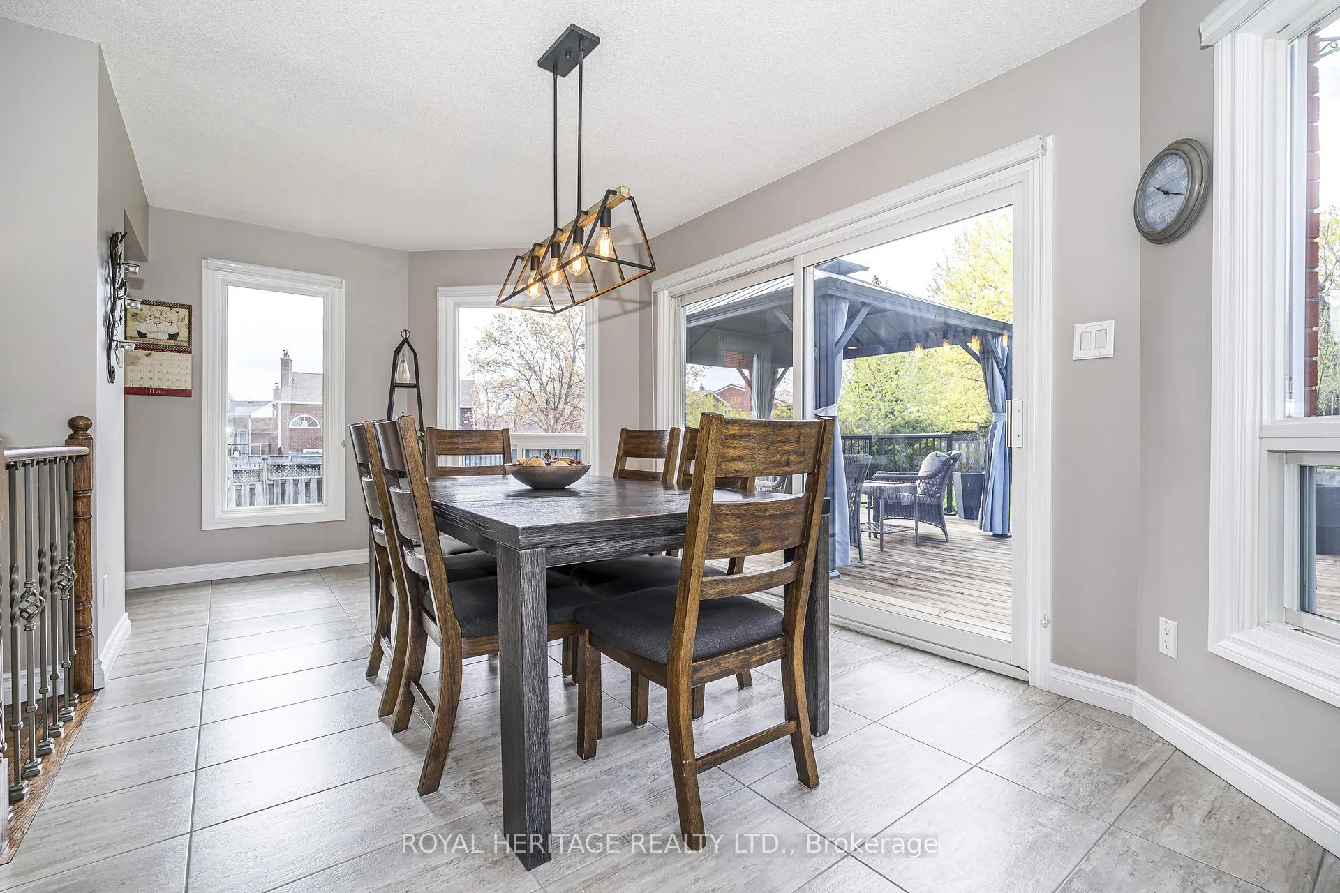 Photo 15 of 525 Sundown Crescent, Pickering, Woodlands — HOMEH