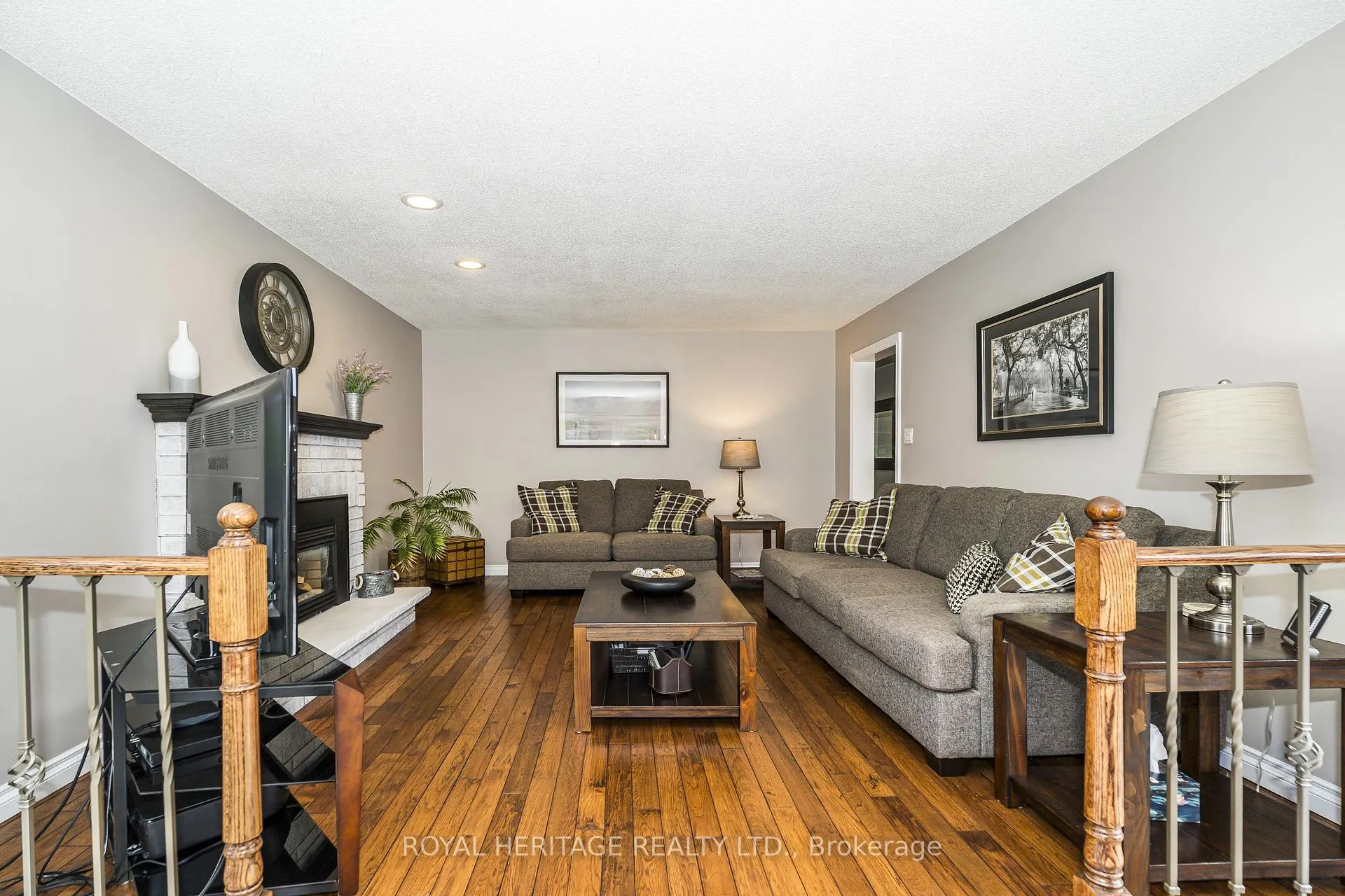 Photo 20 of 525 Sundown Crescent, Pickering, Woodlands — HOMEH