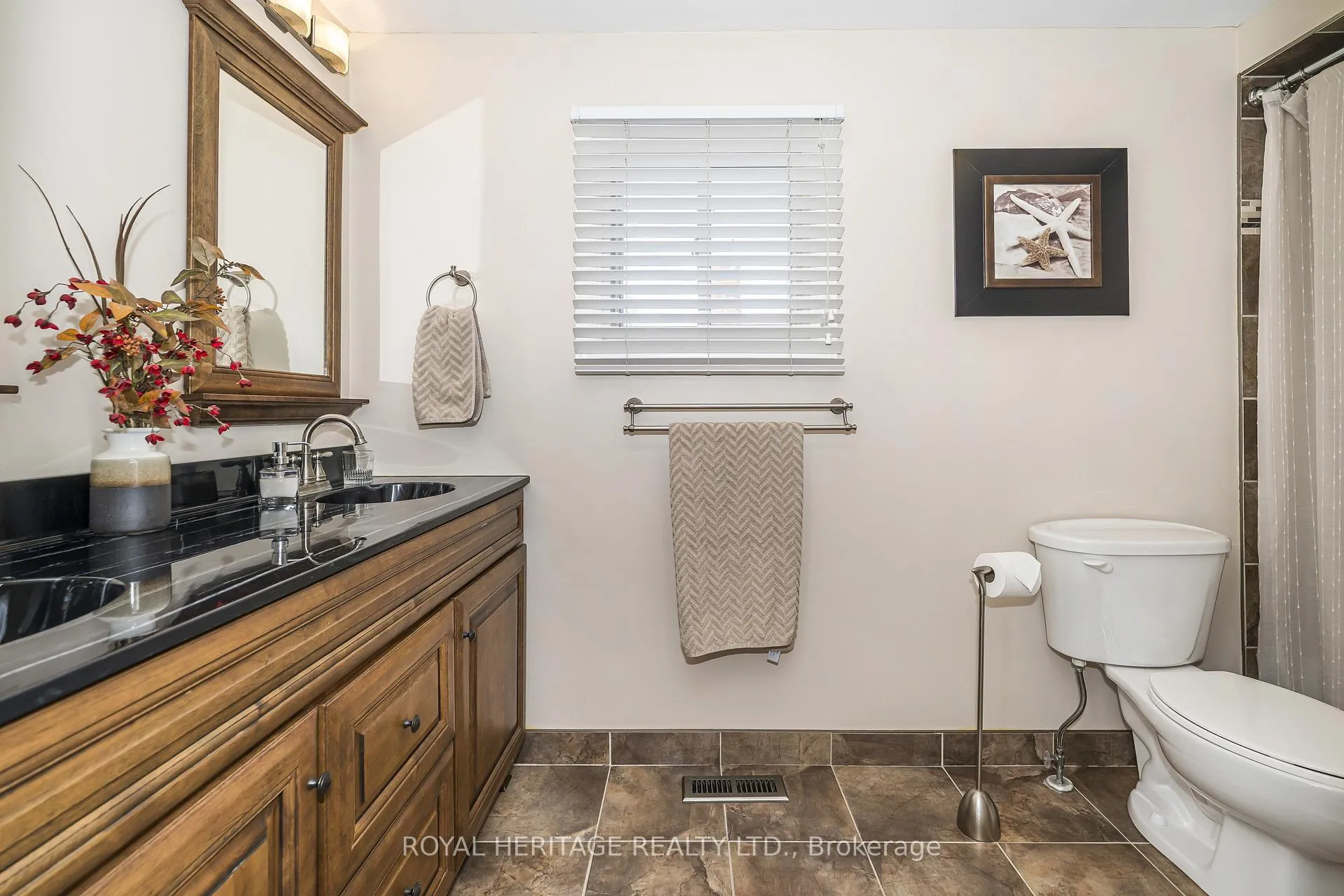 Photo 35 of 525 Sundown Crescent, Pickering, Woodlands — HOMEH