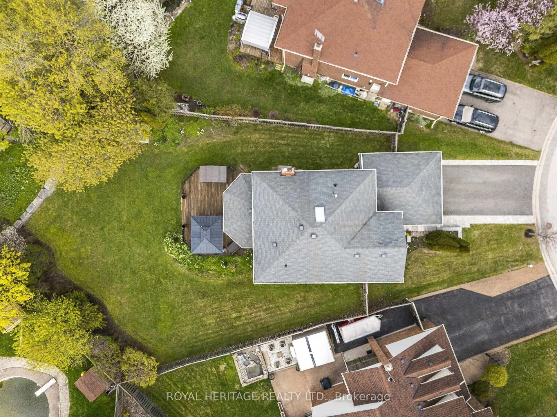 Photo 48 of 525 Sundown Crescent, Pickering, Woodlands — HOMEH