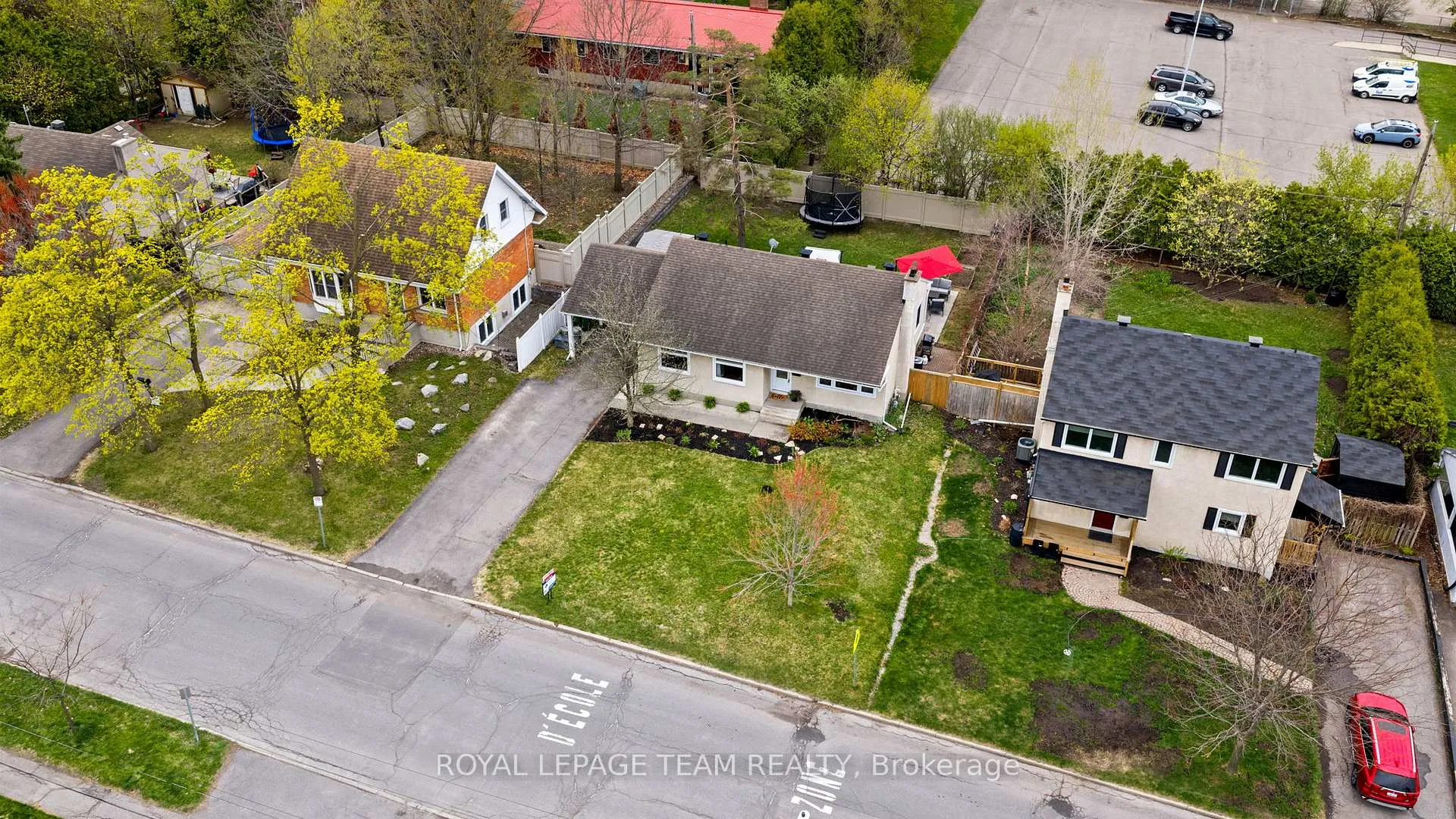 Photo 6 of 1266 Randall Avenue, Ottawa, Alta Vista — HOMEH