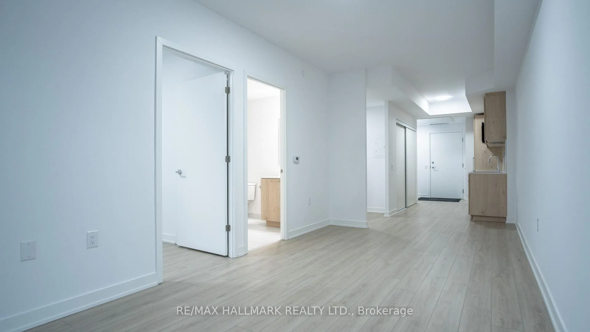 Photo 7 of Unit 219A, 7439 Kingston Road, Scarborough, Rouge — HOMEH