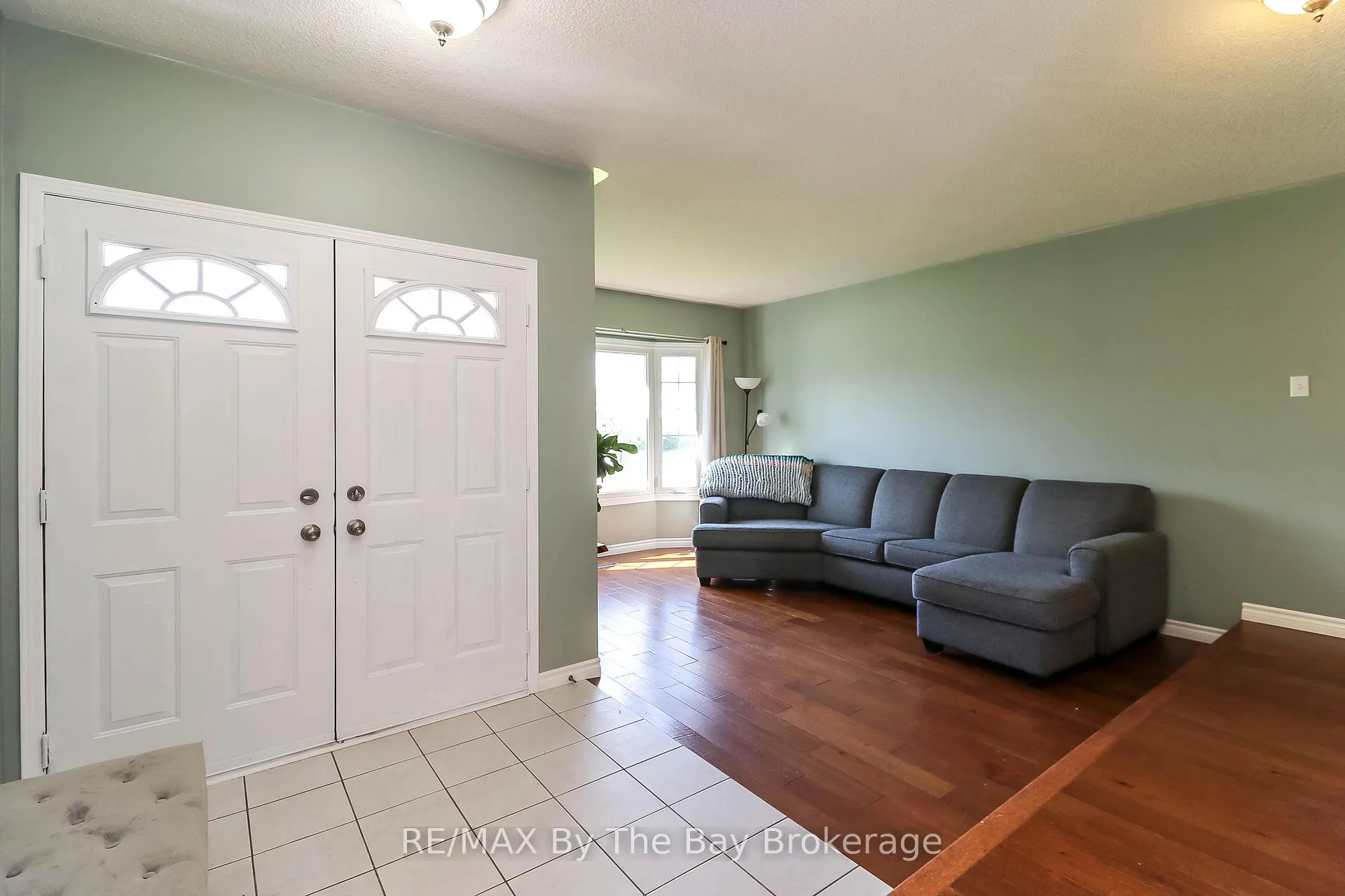 Photo 14 of 10 Lamont Creek Drive, Wasaga Beach — HOMEH
