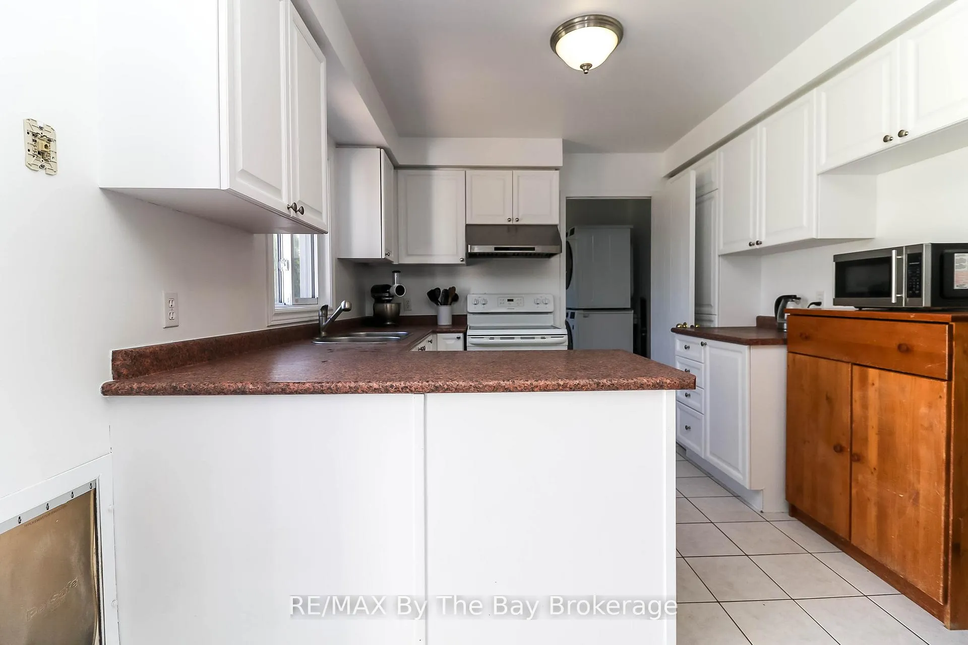 Photo 23 of 10 Lamont Creek Drive, Wasaga Beach — HOMEH