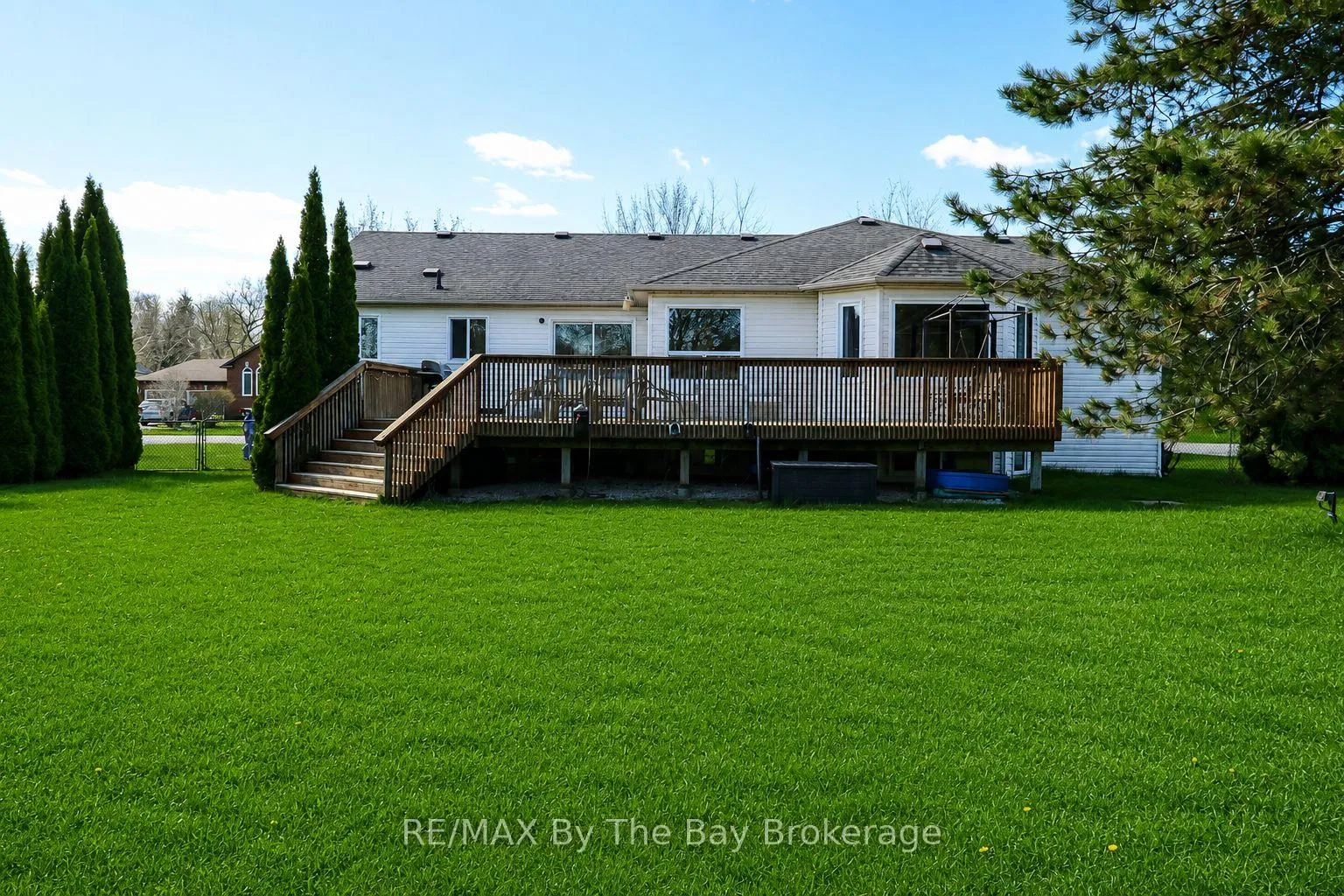 Photo 26 of 10 Lamont Creek Drive, Wasaga Beach — HOMEH