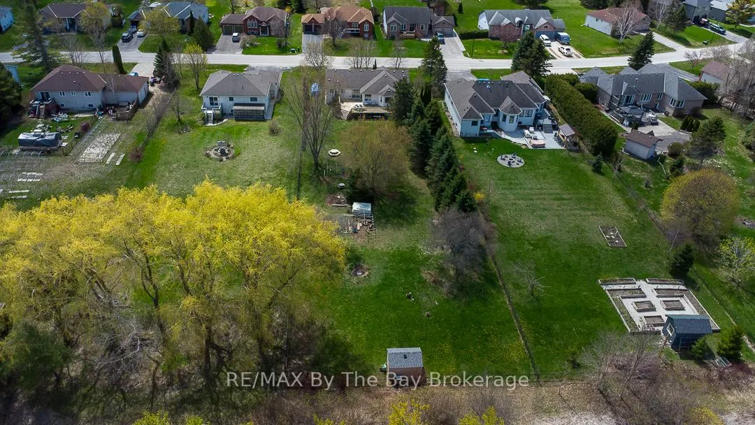 Photo 27 of 10 Lamont Creek Drive, Wasaga Beach — HOMEH
