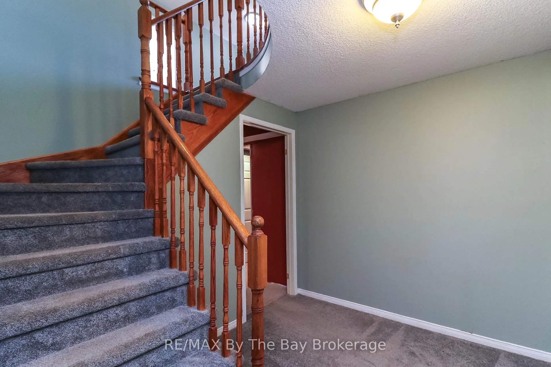Photo 32 of 10 Lamont Creek Drive, Wasaga Beach — HOMEH