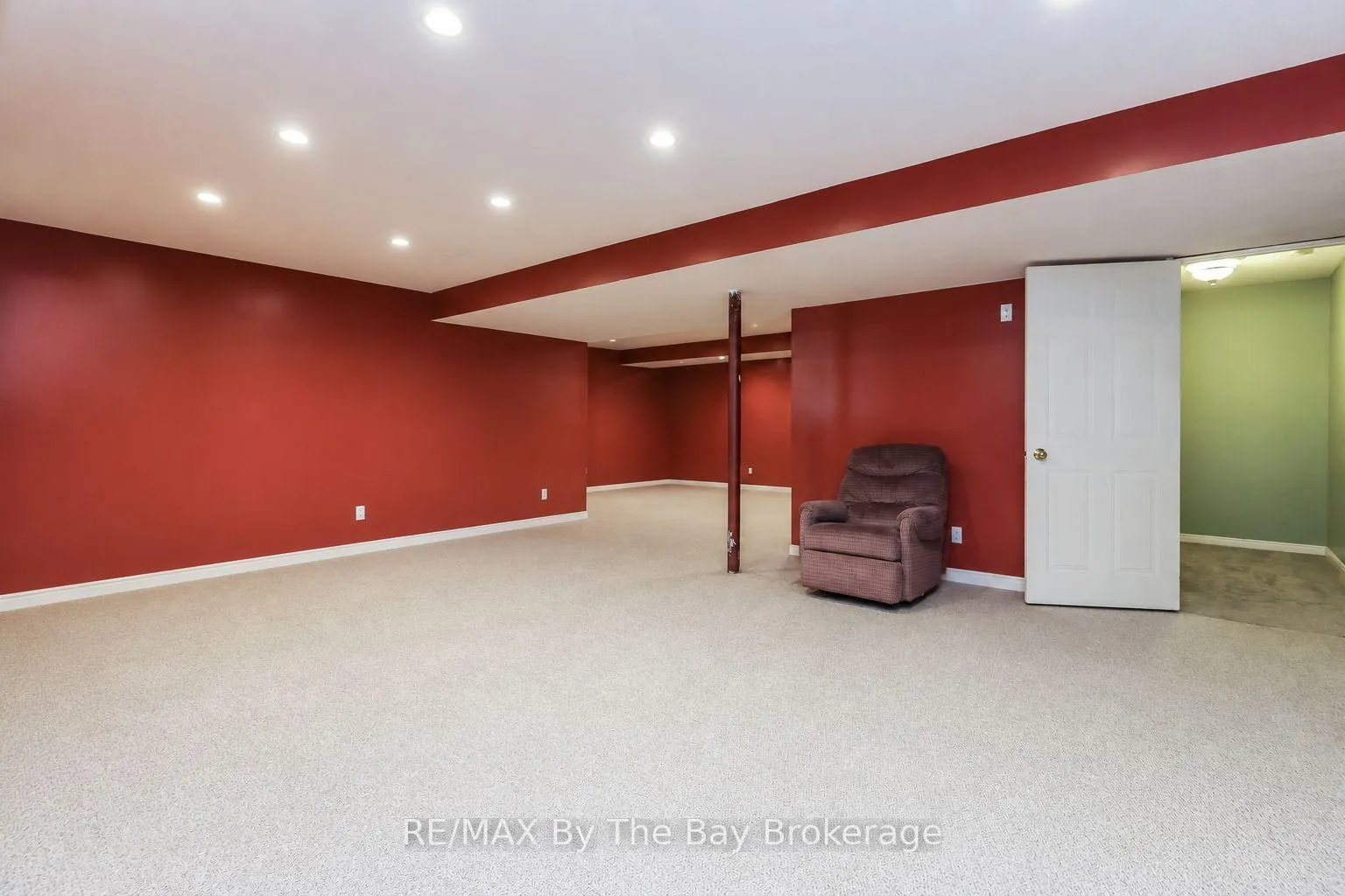 Photo 37 of 10 Lamont Creek Drive, Wasaga Beach — HOMEH