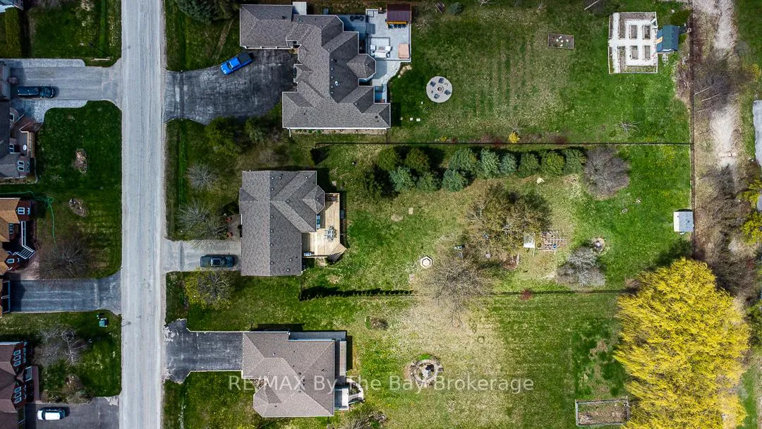 Photo 41 of 10 Lamont Creek Drive, Wasaga Beach — HOMEH