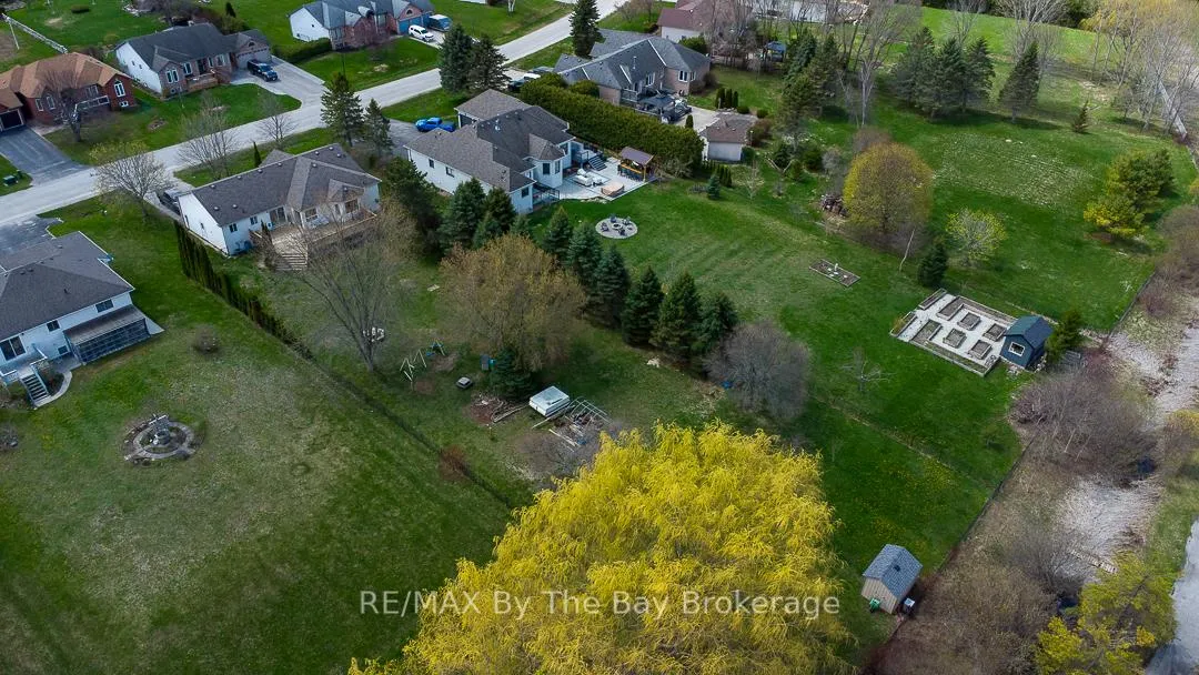 Photo 44 of 10 Lamont Creek Drive, Wasaga Beach — HOMEH
