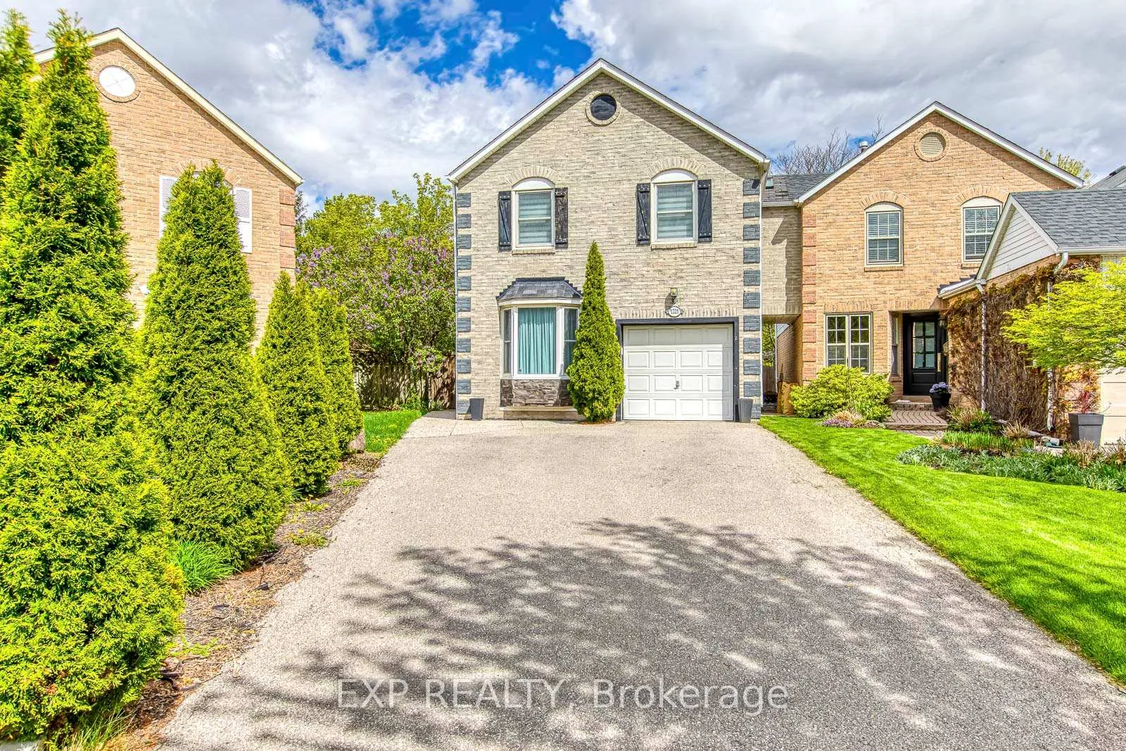 Photo 1 of 1225 Hedgestone Crescent, Oakville, Glen Abbey — HOMEH