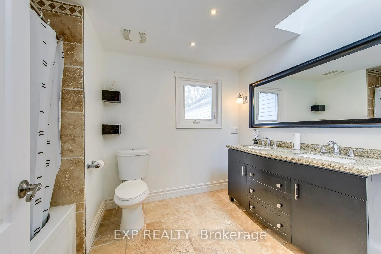 Photo 30 of 1225 Hedgestone Crescent, Oakville, Glen Abbey — HOMEH