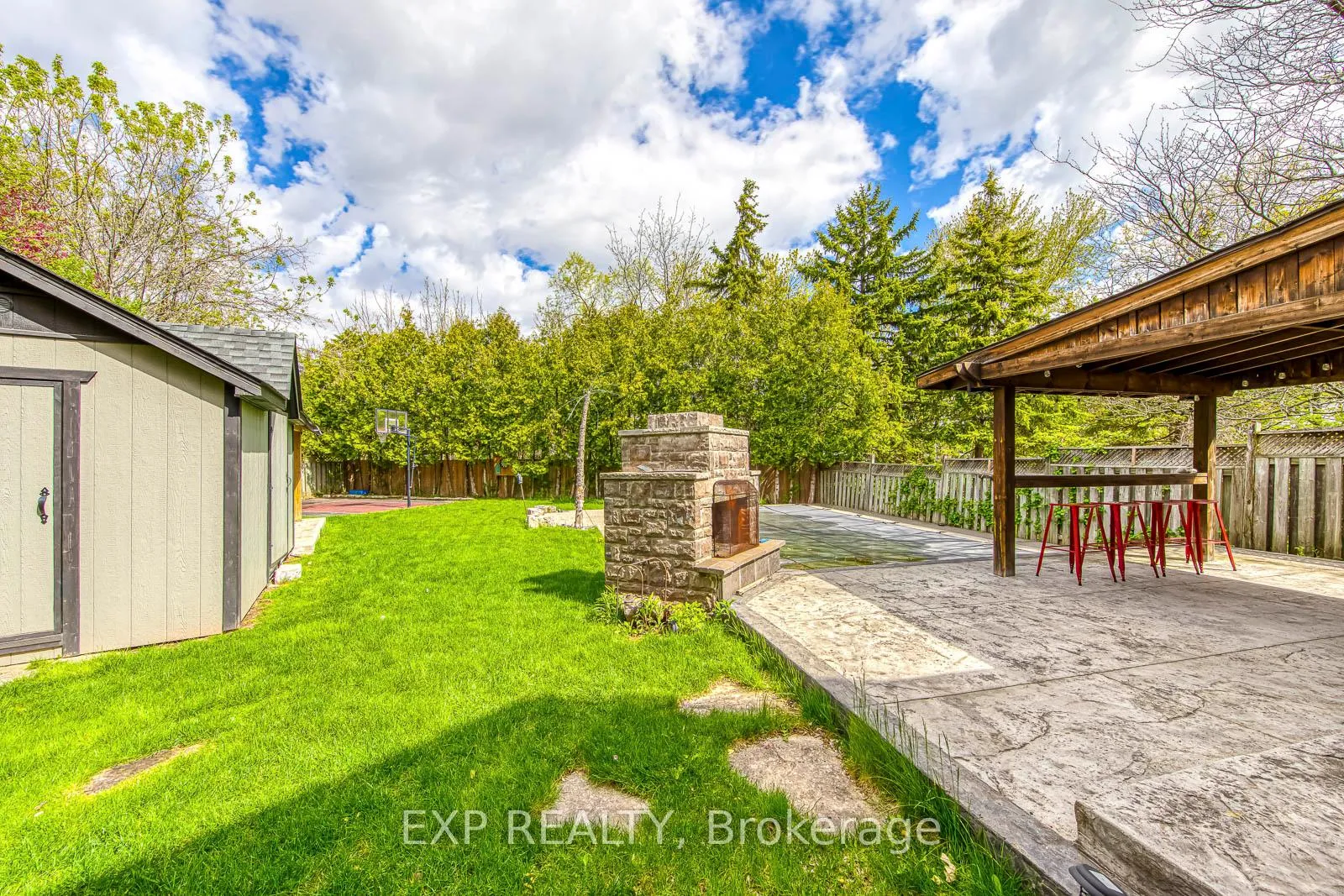 Photo 42 of 1225 Hedgestone Crescent, Oakville, Glen Abbey — HOMEH