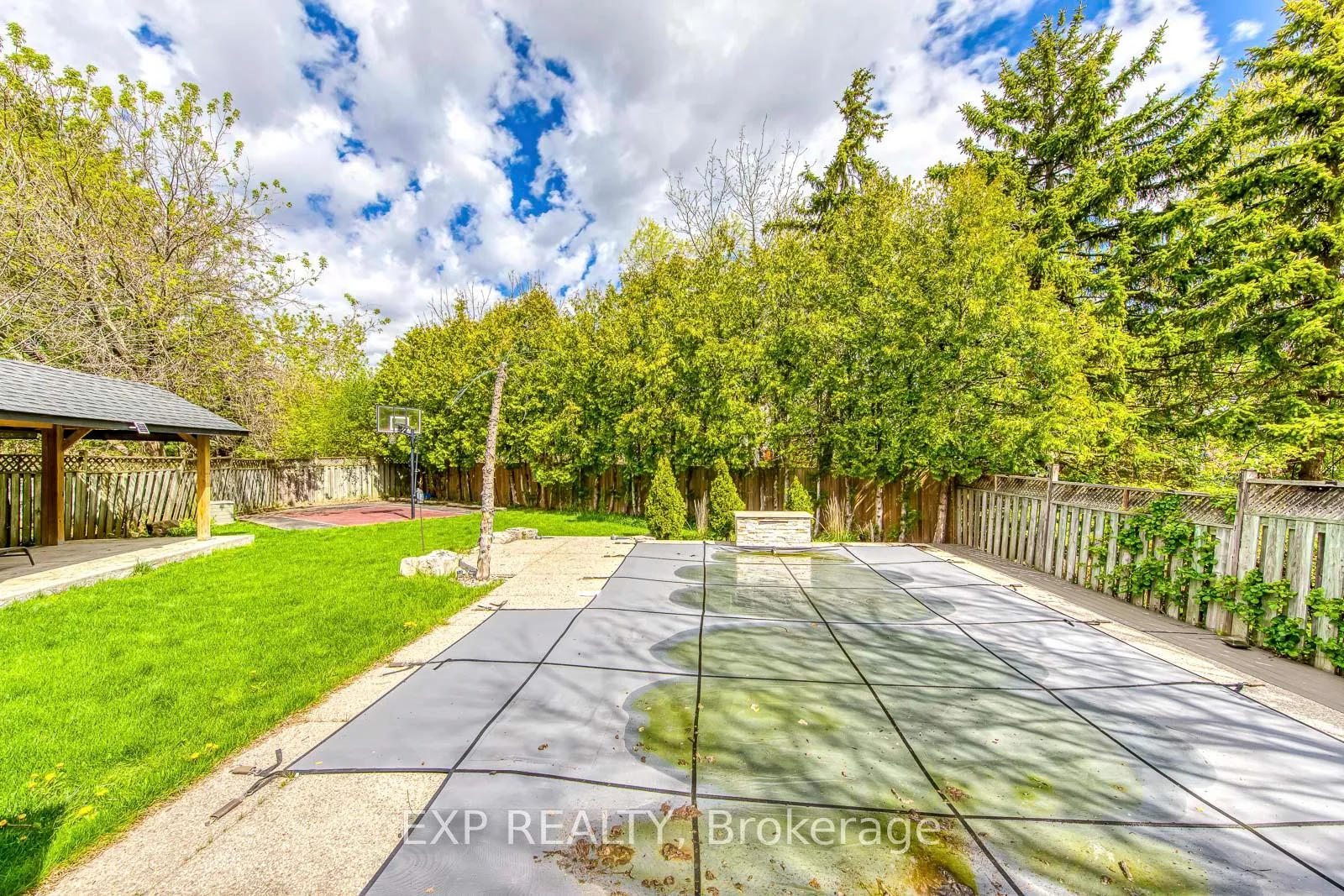 Photo 43 of 1225 Hedgestone Crescent, Oakville, Glen Abbey — HOMEH