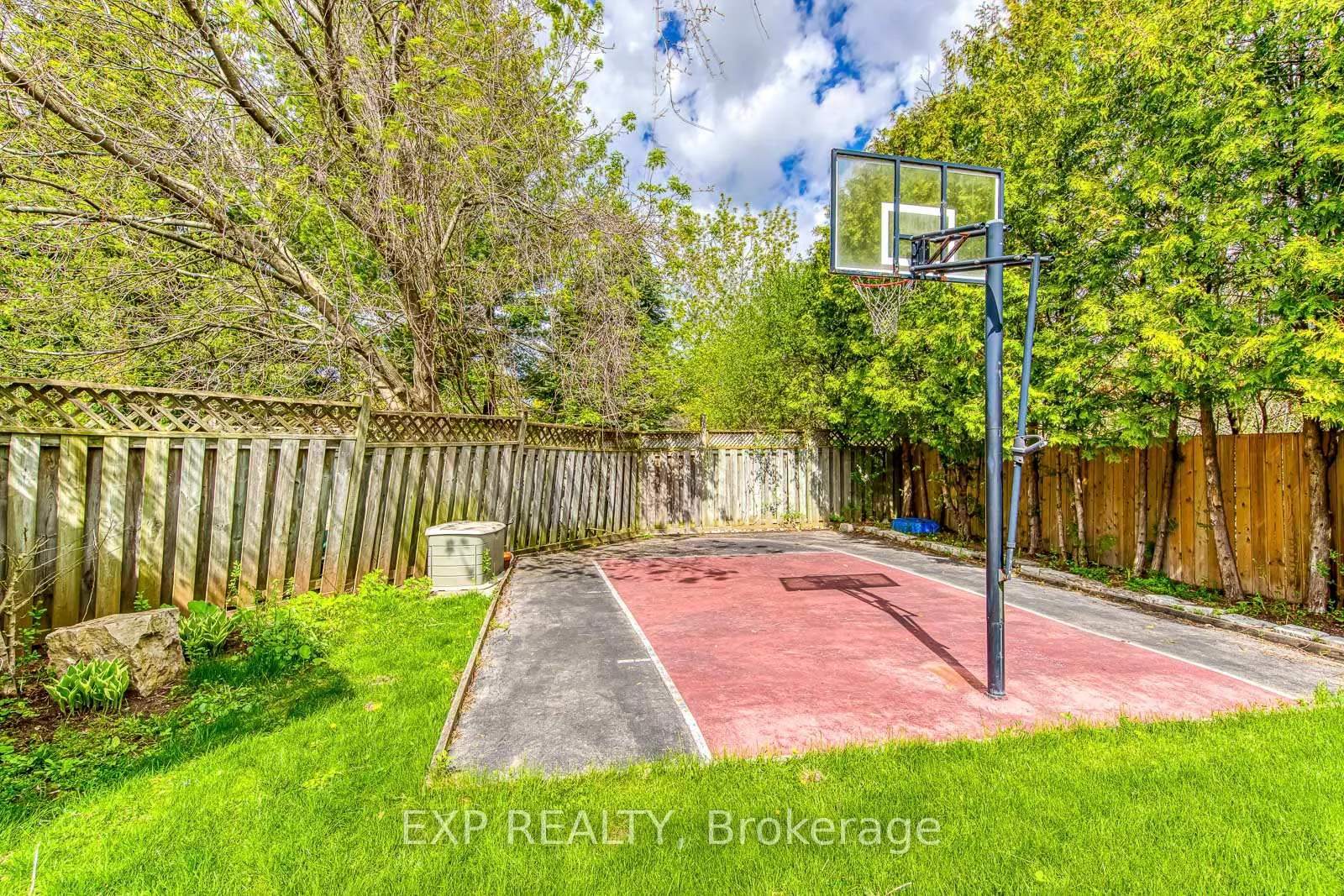 Photo 44 of 1225 Hedgestone Crescent, Oakville, Glen Abbey — HOMEH