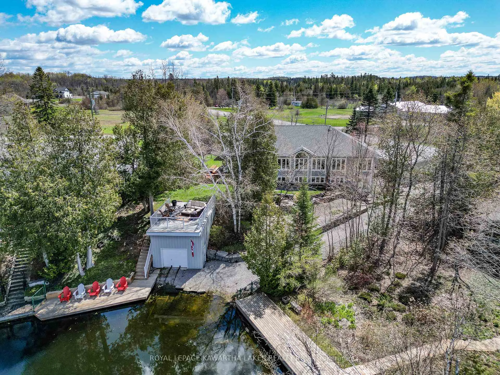 Photo 2 of 3 Lagoon Drive, Kawartha Lakes, Fenelon Falls — HOMEH