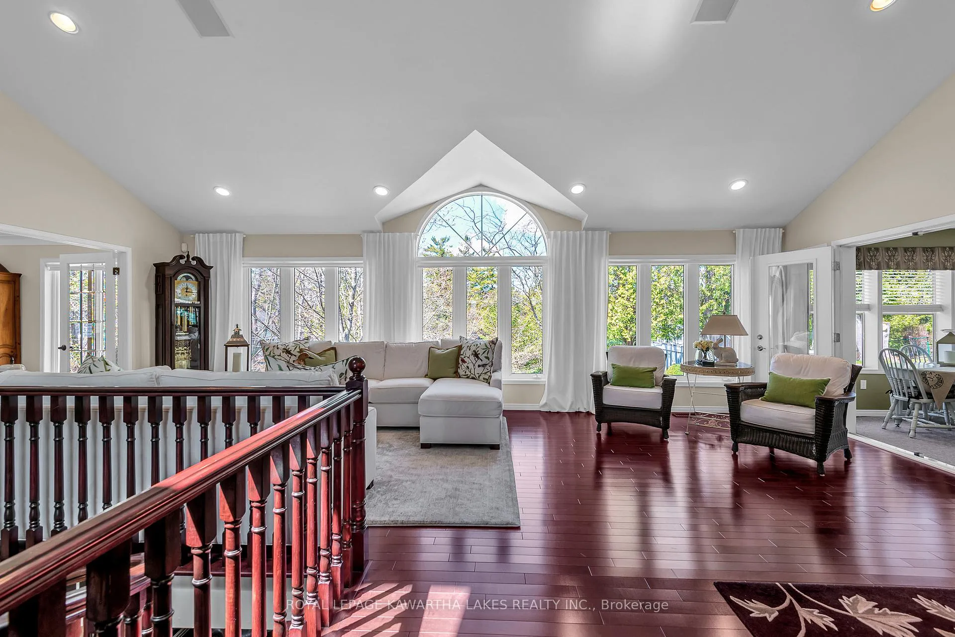 Photo 9 of 3 Lagoon Drive, Kawartha Lakes, Fenelon Falls — HOMEH
