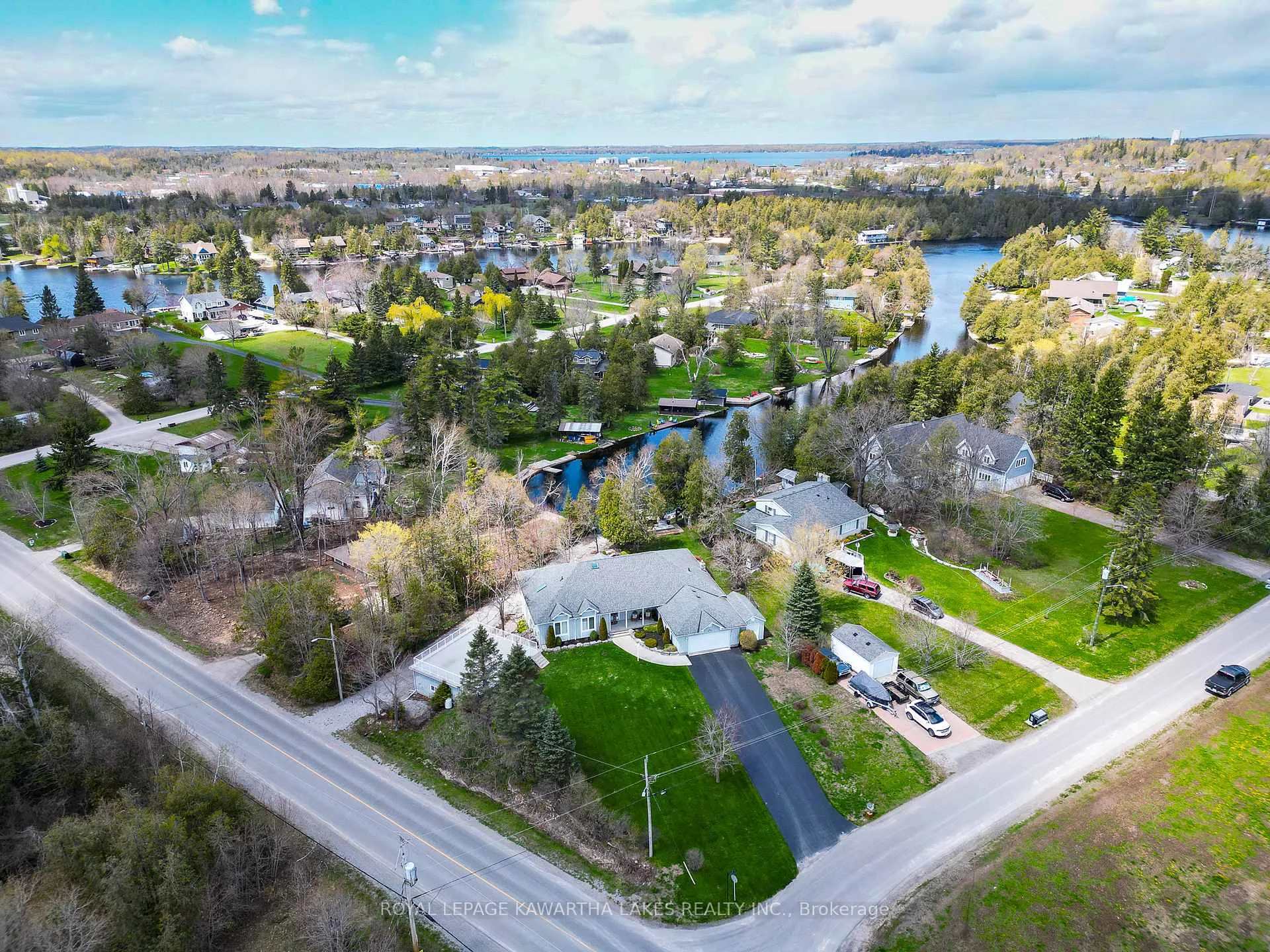 Photo 49 of 3 Lagoon Drive, Kawartha Lakes, Fenelon Falls — HOMEH