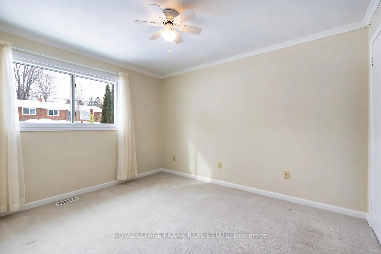 Photo 16 of 33 Ottawa Street, Scugog, Port Perry — HOMEH