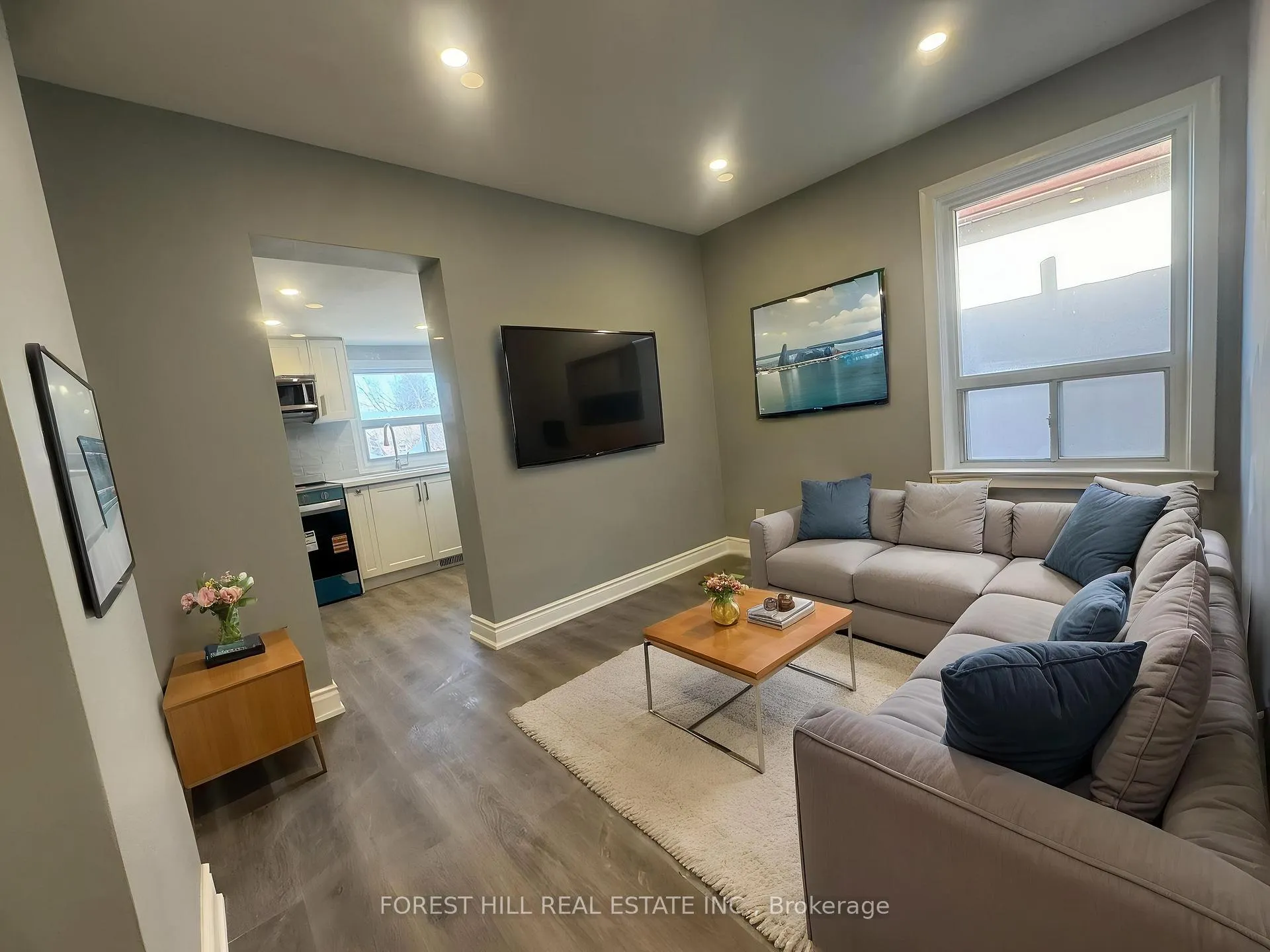 Photo 9 of 32 Earlscourt Avenue, Toronto, Corso Italia-Davenport — HOMEH