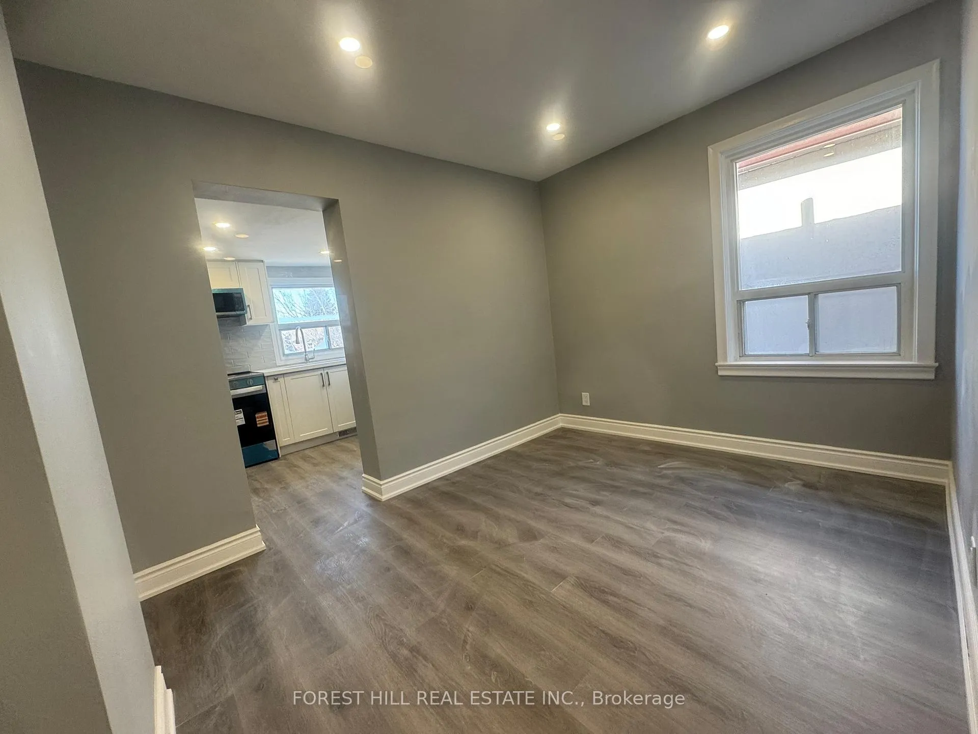 Photo 10 of 32 Earlscourt Avenue, Toronto, Corso Italia-Davenport — HOMEH