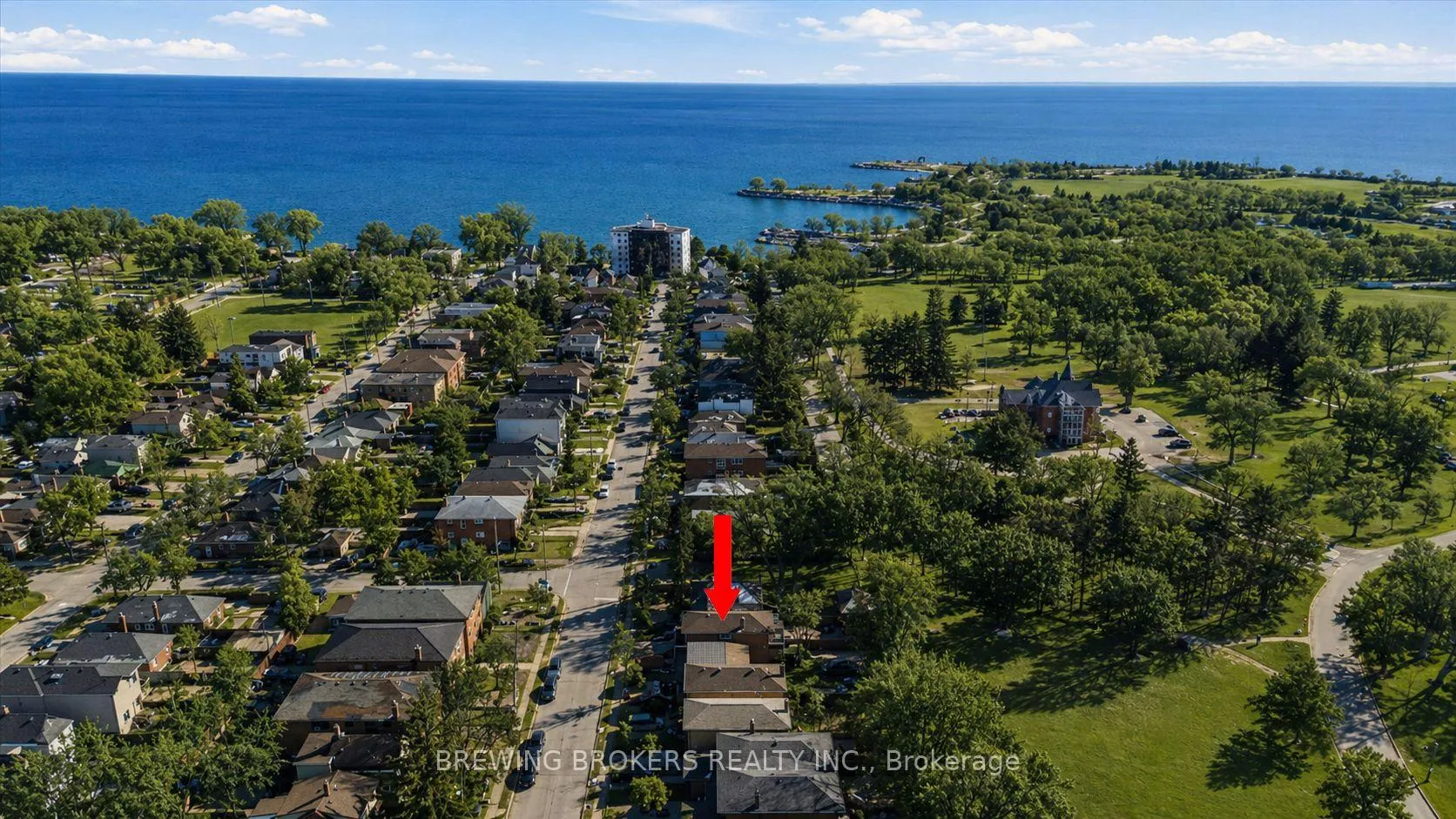 Photo 4 of 72 Thirteenth Street, Etobicoke, New Toronto — HOMEH