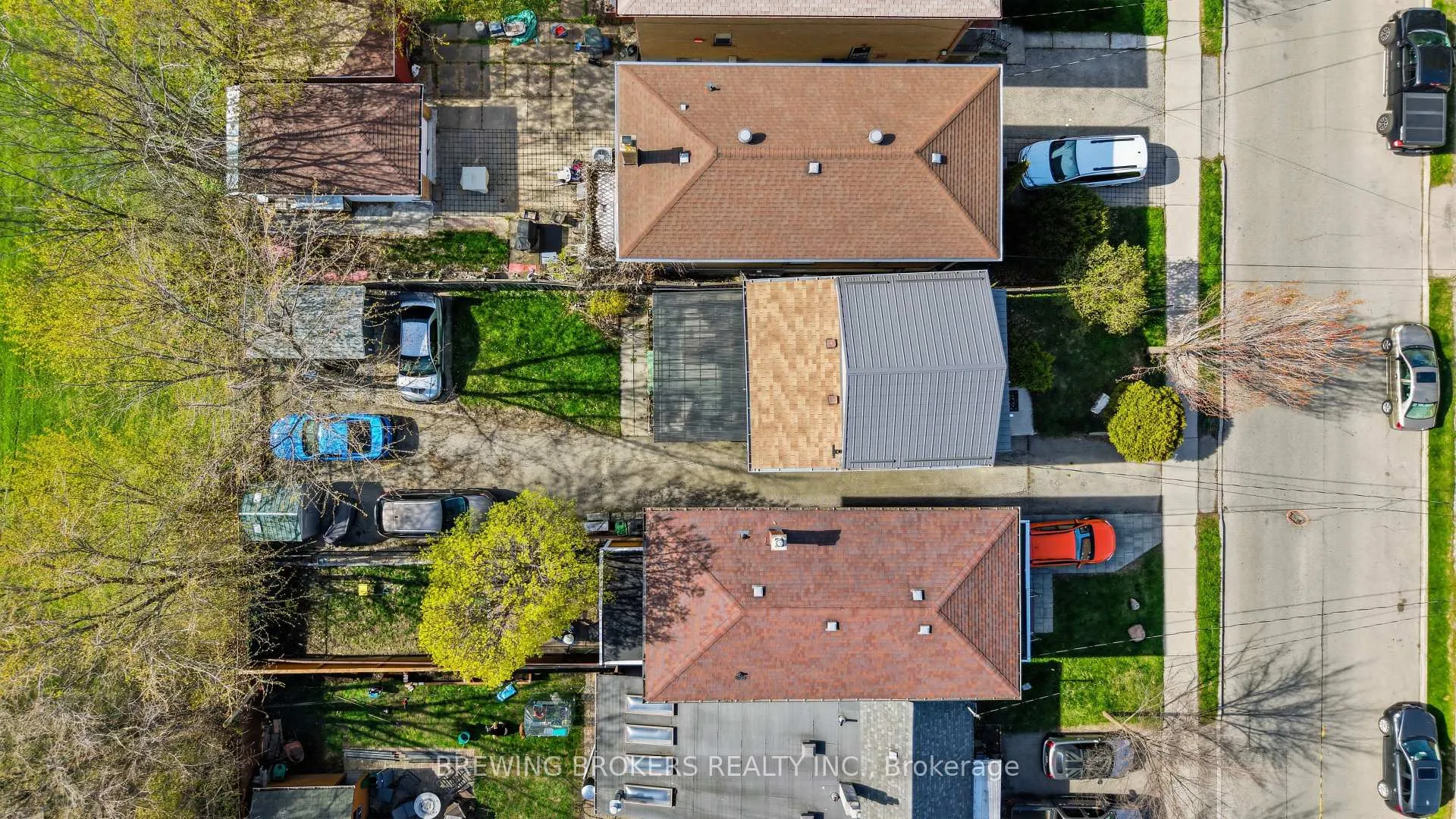 Photo 35 of 72 Thirteenth Street, Etobicoke, New Toronto — HOMEH