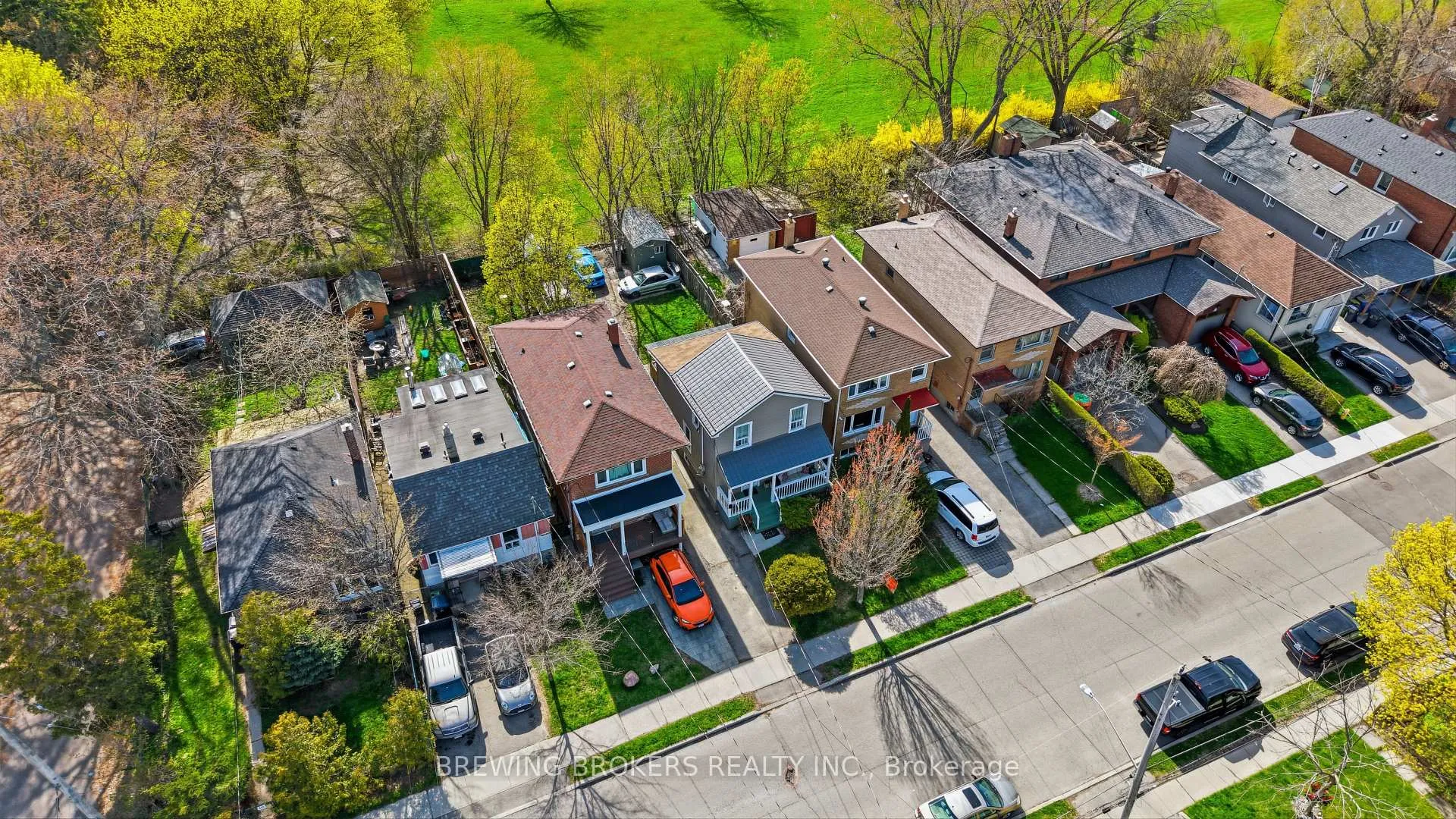 Photo 37 of 72 Thirteenth Street, Etobicoke, New Toronto — HOMEH