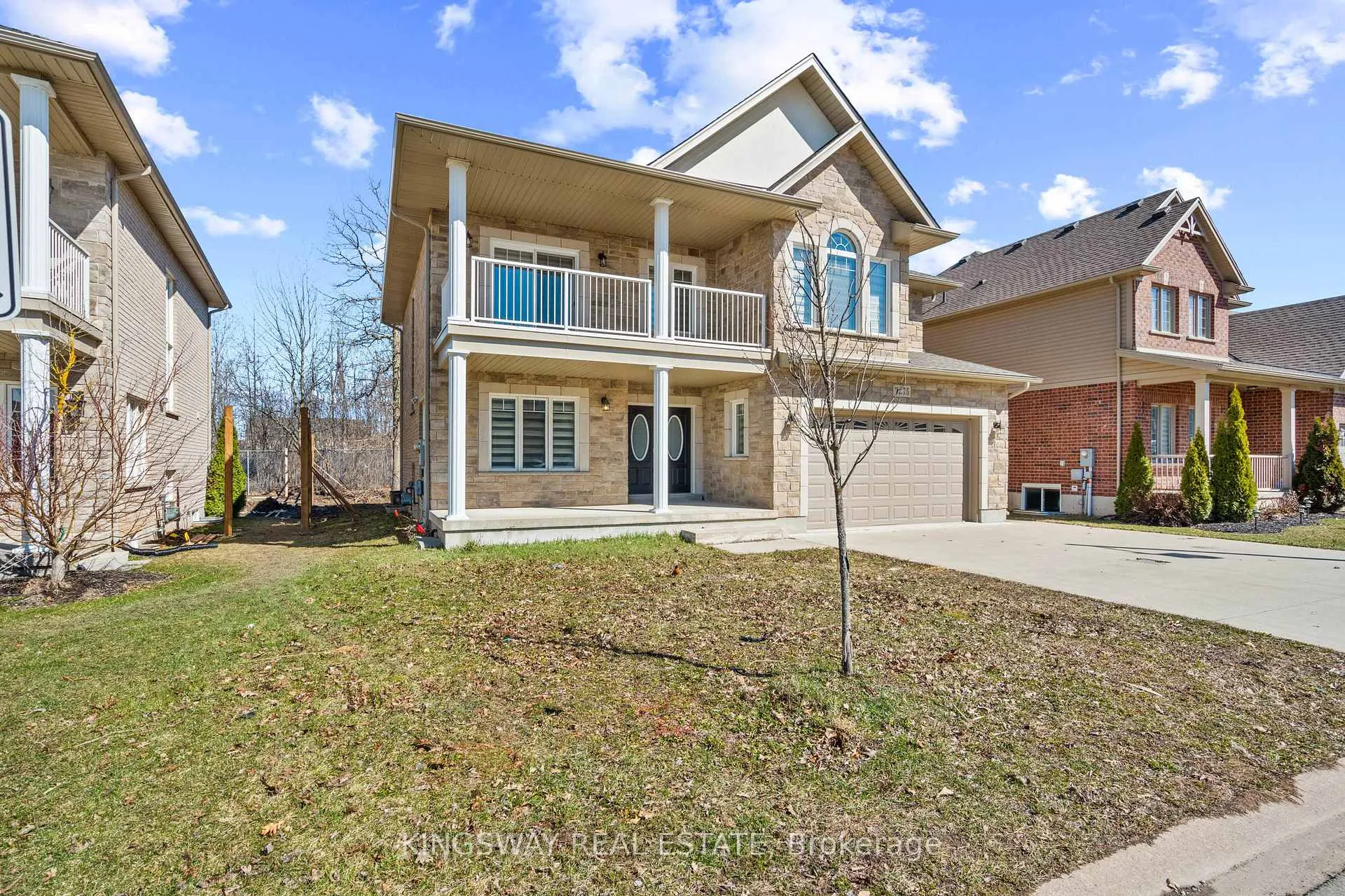 Photo 2 of 7275 Lionshead Avenue E, Niagara Falls, Oldfield — HOMEH