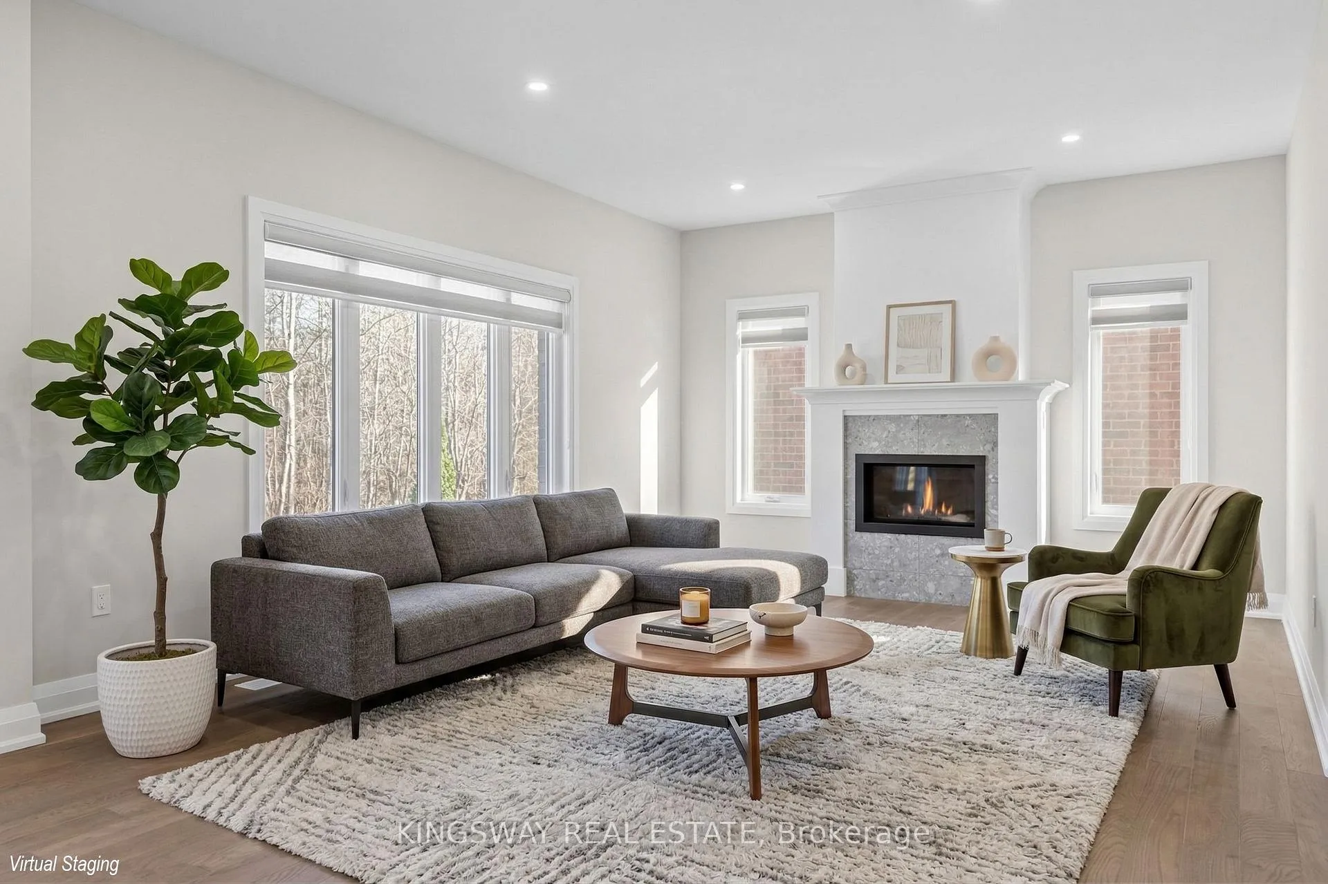 Photo 3 of 7275 Lionshead Avenue E, Niagara Falls, Oldfield — HOMEH