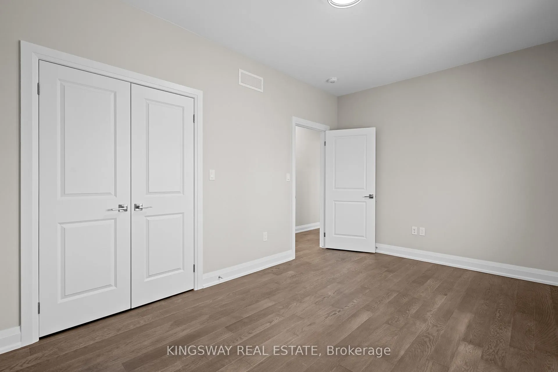 Photo 19 of 7275 Lionshead Avenue E, Niagara Falls, Oldfield — HOMEH