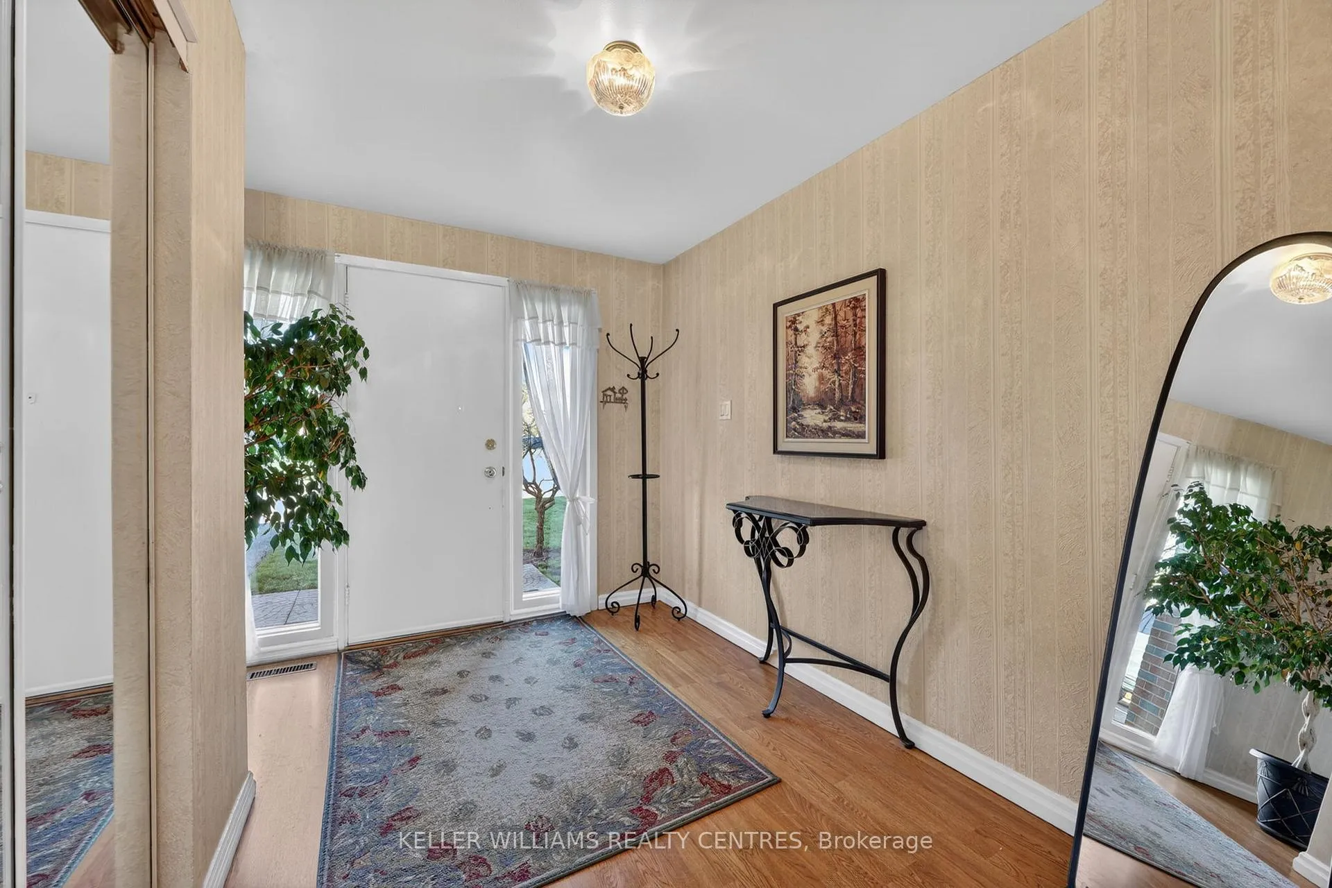 Photo 4 of 13 Laurentide Avenue, Aurora, Aurora Heights — HOMEH
