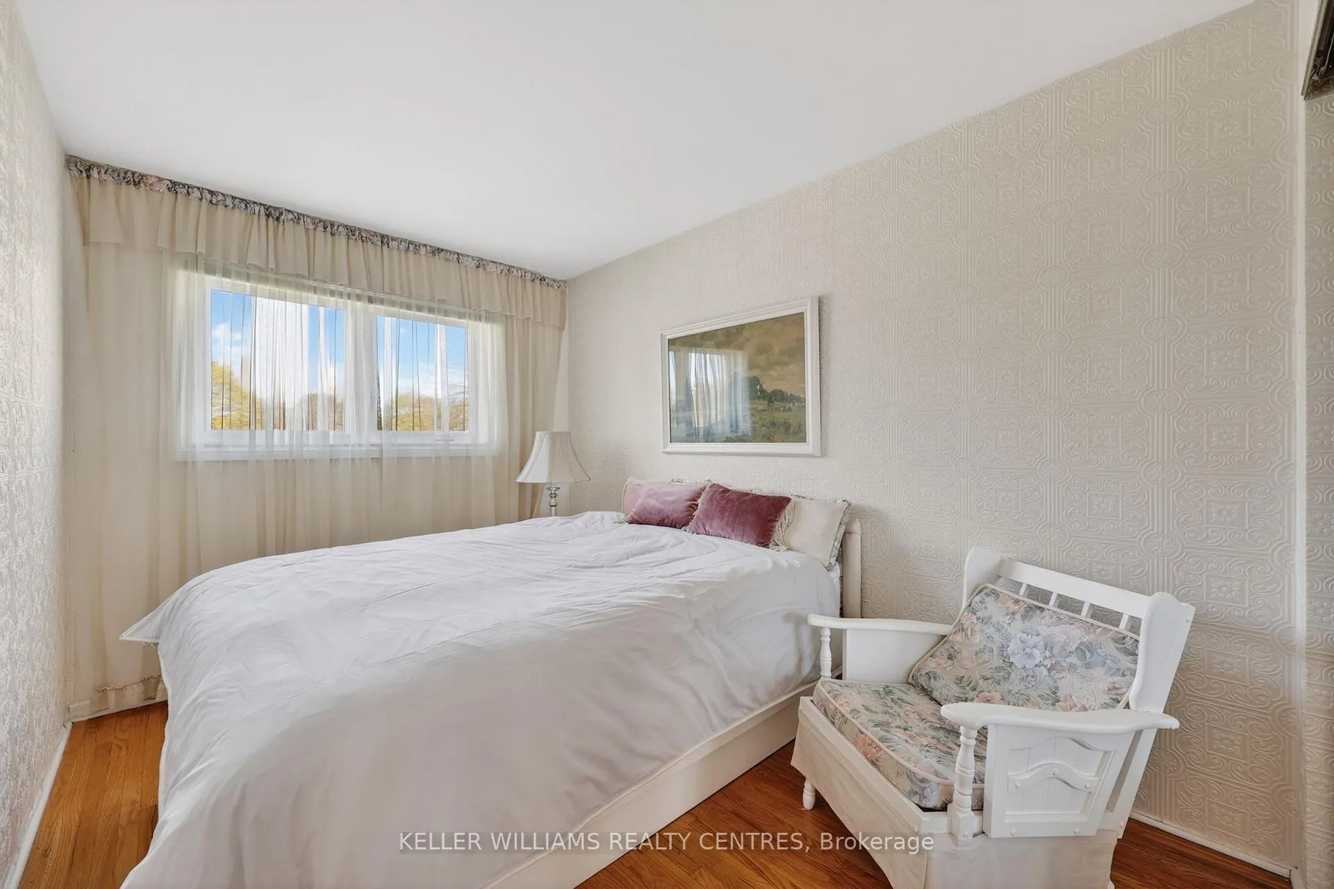 Photo 22 of 13 Laurentide Avenue, Aurora, Aurora Heights — HOMEH