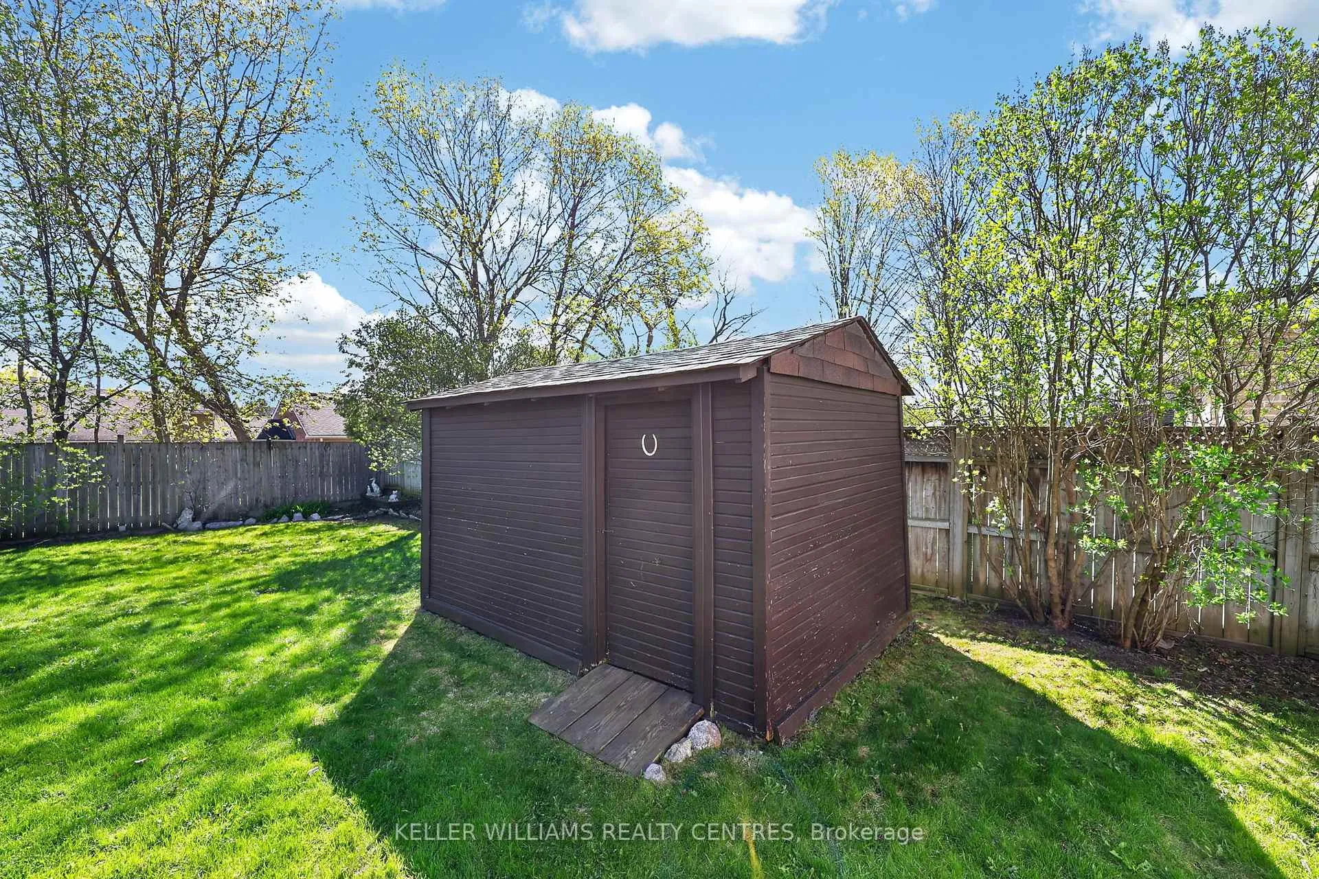 Photo 32 of 13 Laurentide Avenue, Aurora, Aurora Heights — HOMEH