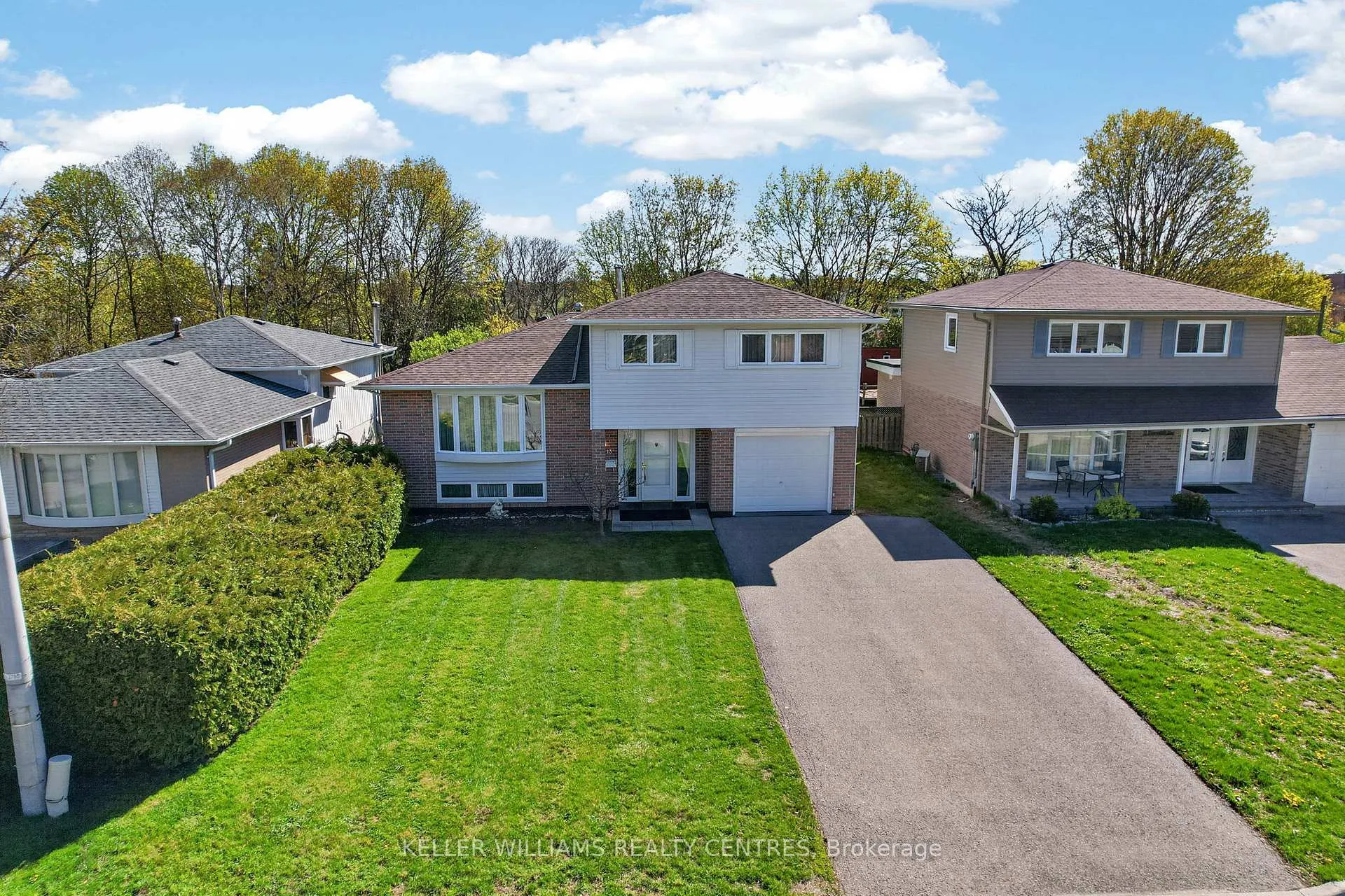 Photo 35 of 13 Laurentide Avenue, Aurora, Aurora Heights — HOMEH