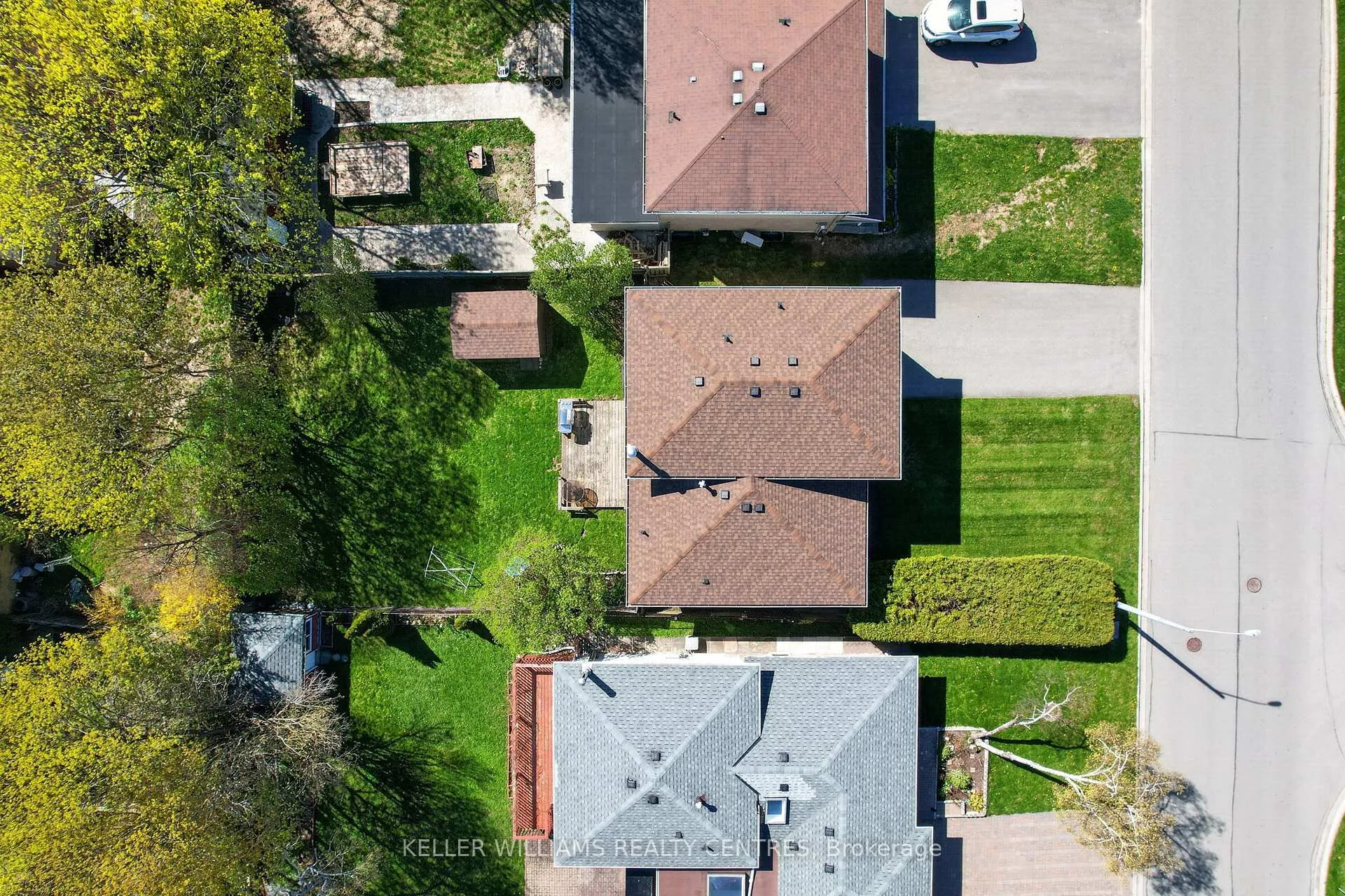 Photo 36 of 13 Laurentide Avenue, Aurora, Aurora Heights — HOMEH