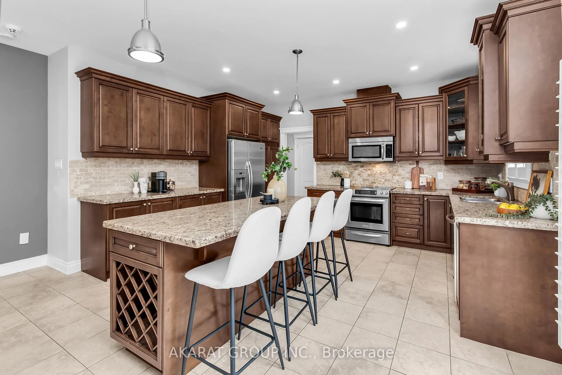 Photo 13 of 2376 Brockberry Crescent, Oakville, Westmount — HOMEH