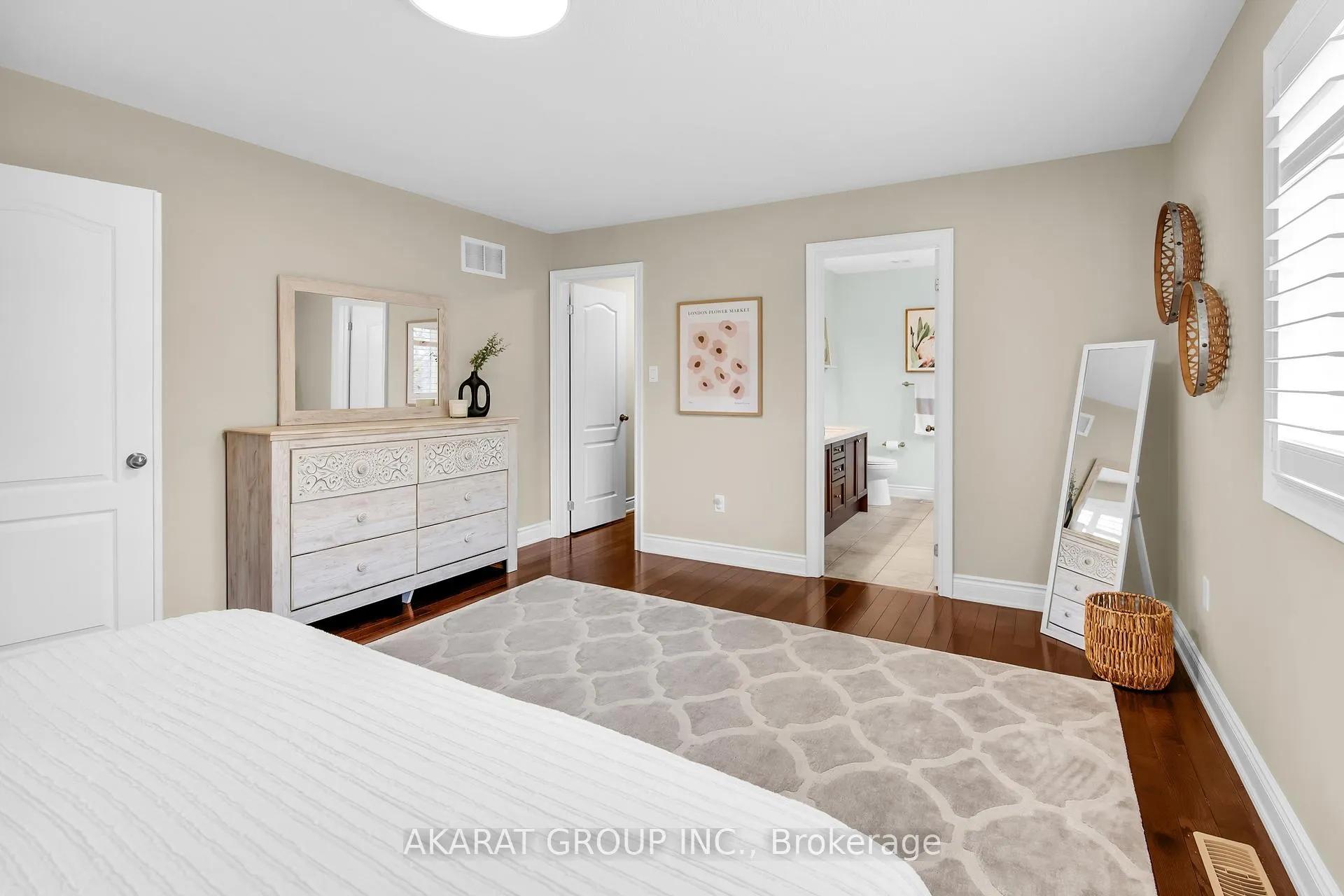 Photo 25 of 2376 Brockberry Crescent, Oakville, Westmount — HOMEH