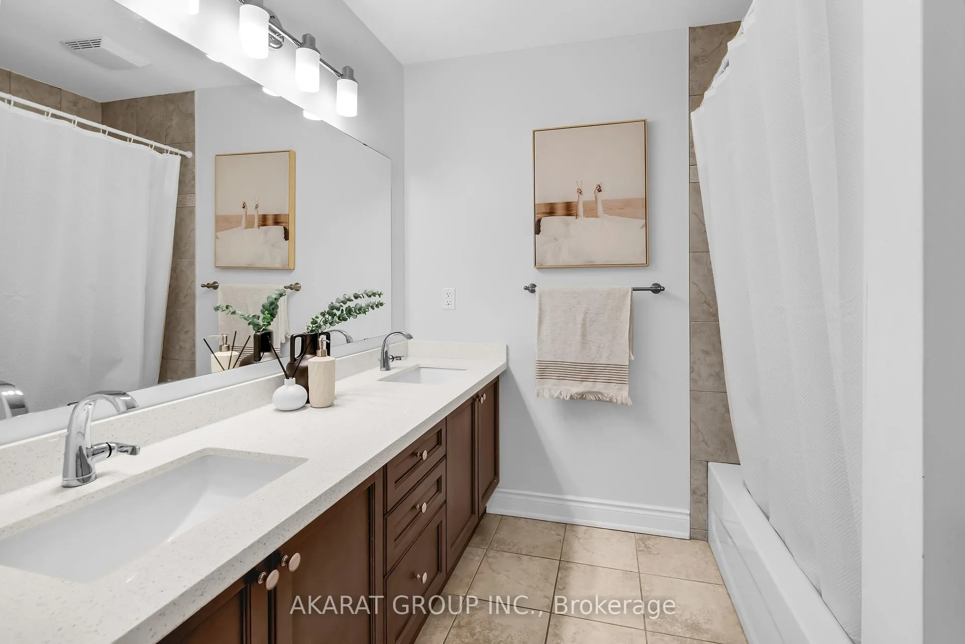 Photo 36 of 2376 Brockberry Crescent, Oakville, Westmount — HOMEH