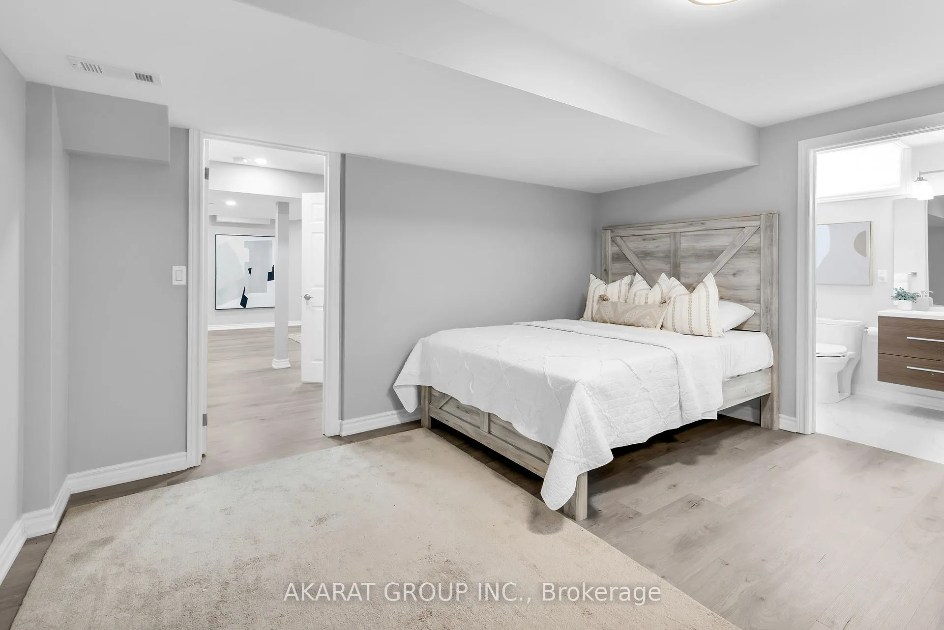 Photo 44 of 2376 Brockberry Crescent, Oakville, Westmount — HOMEH