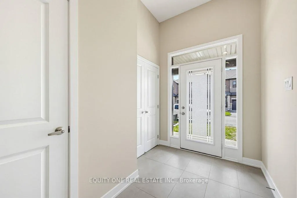 Photo 4 of 2033 Allegrini Terrace, Ottawa, Kanata - Emerald Meadows/Trailwest — HOMEH