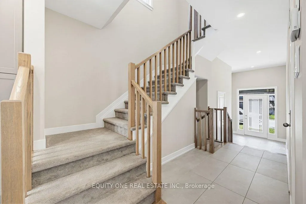 Photo 9 of 2033 Allegrini Terrace, Ottawa, Kanata - Emerald Meadows/Trailwest — HOMEH