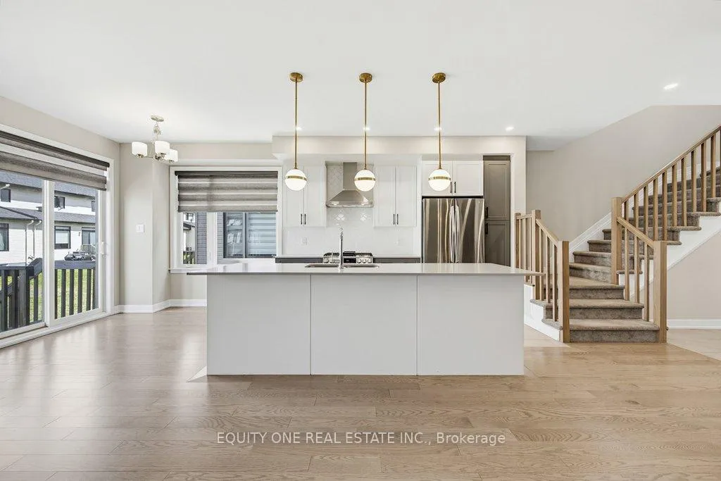 Photo 11 of 2033 Allegrini Terrace, Ottawa, Kanata - Emerald Meadows/Trailwest — HOMEH